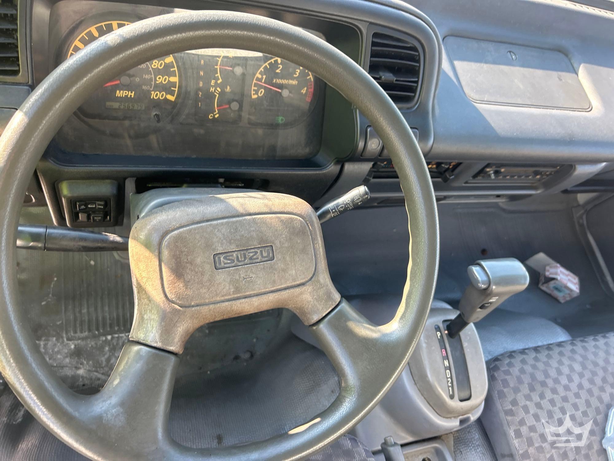 2006 Isuzu NPR