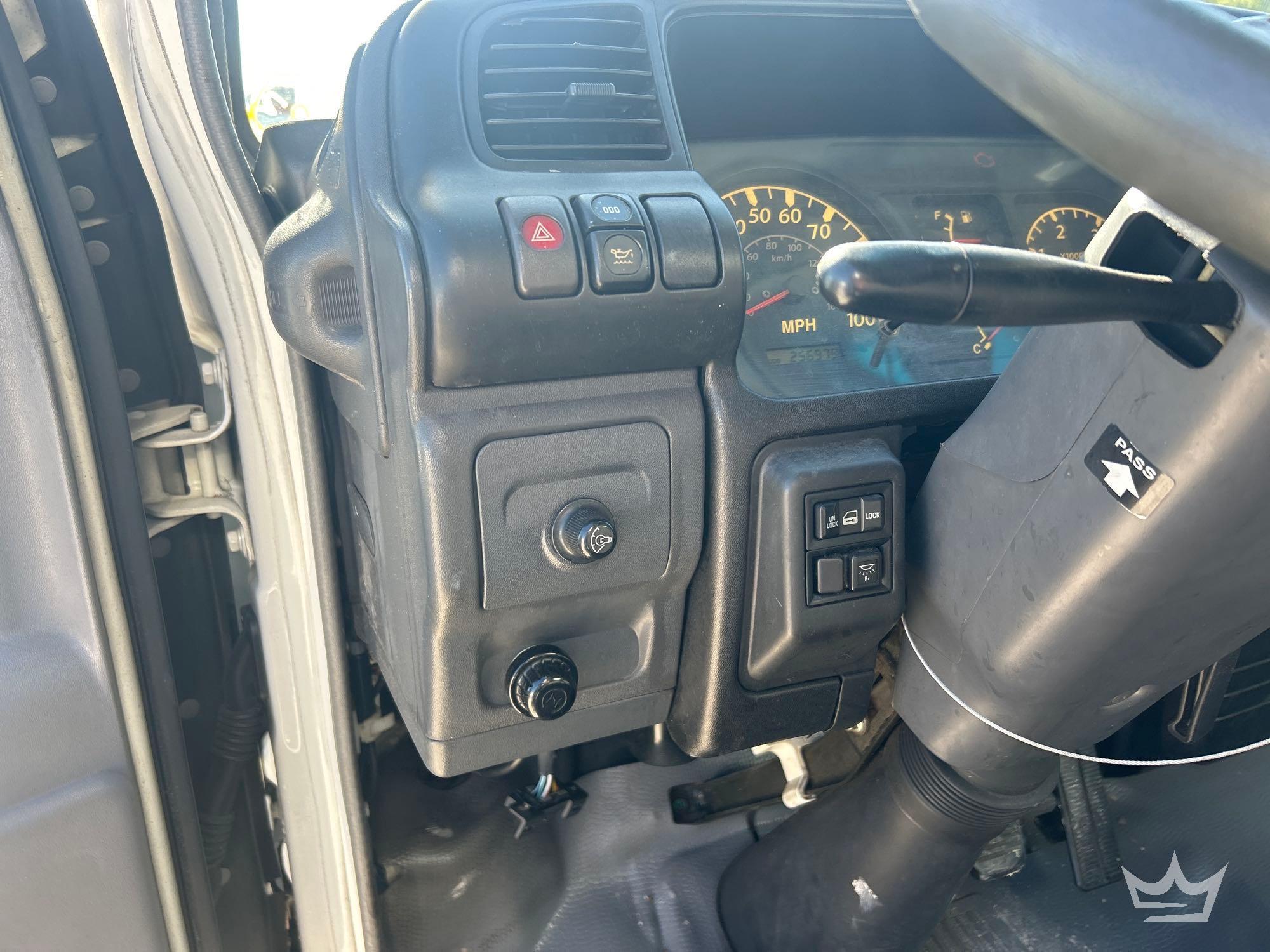 2006 Isuzu NPR