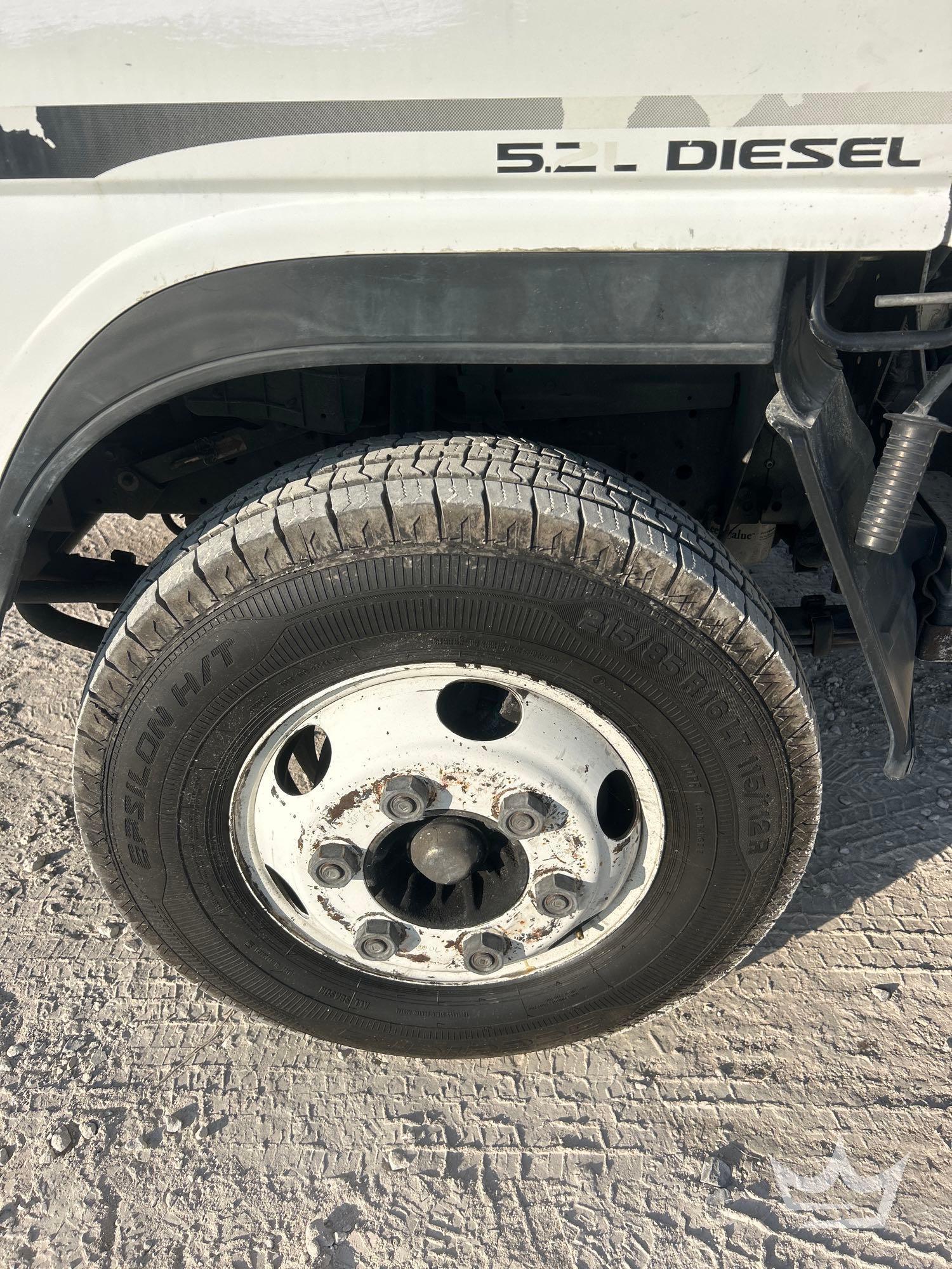 2006 Isuzu NPR
