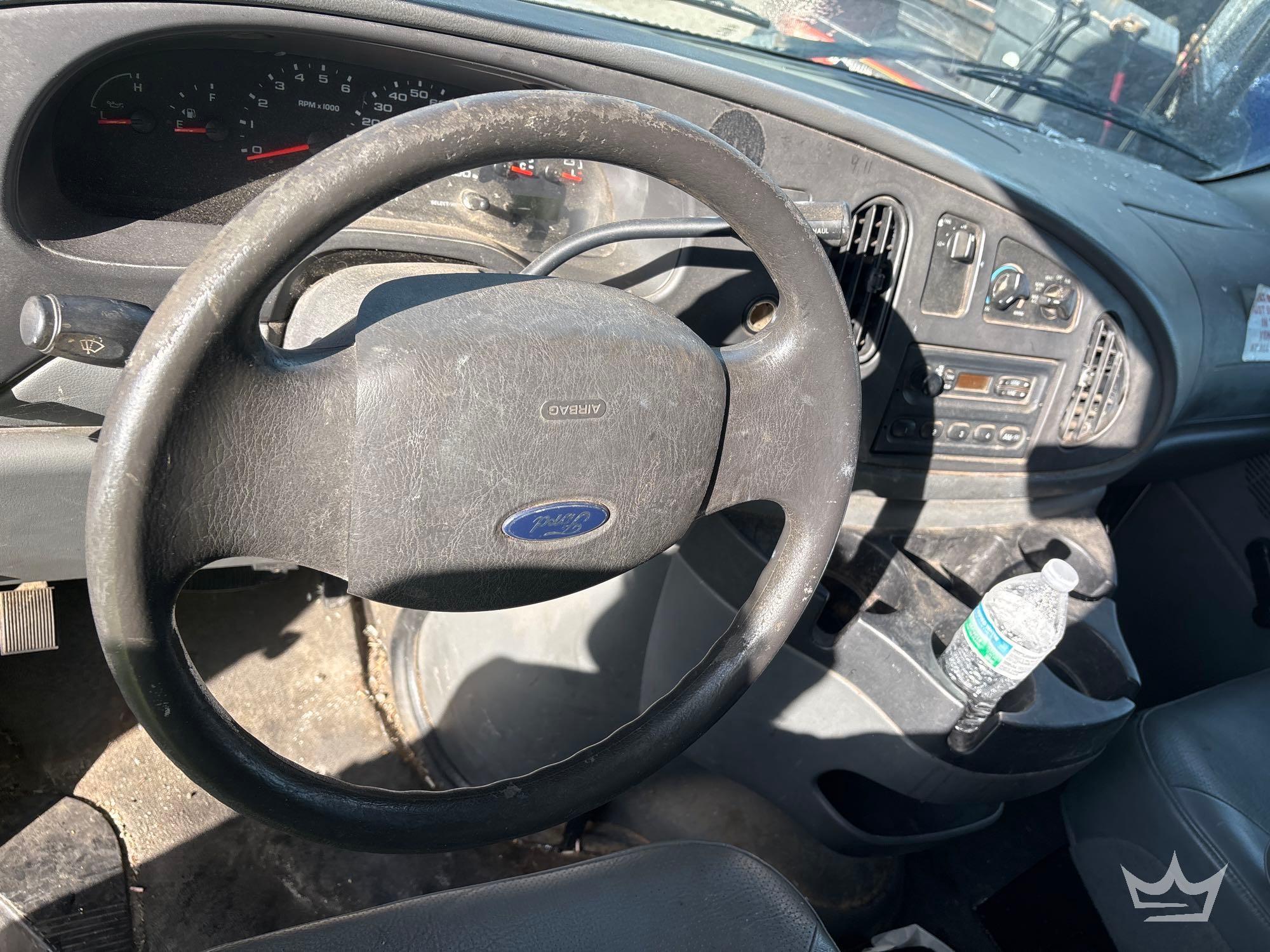 2005 Ford E-250