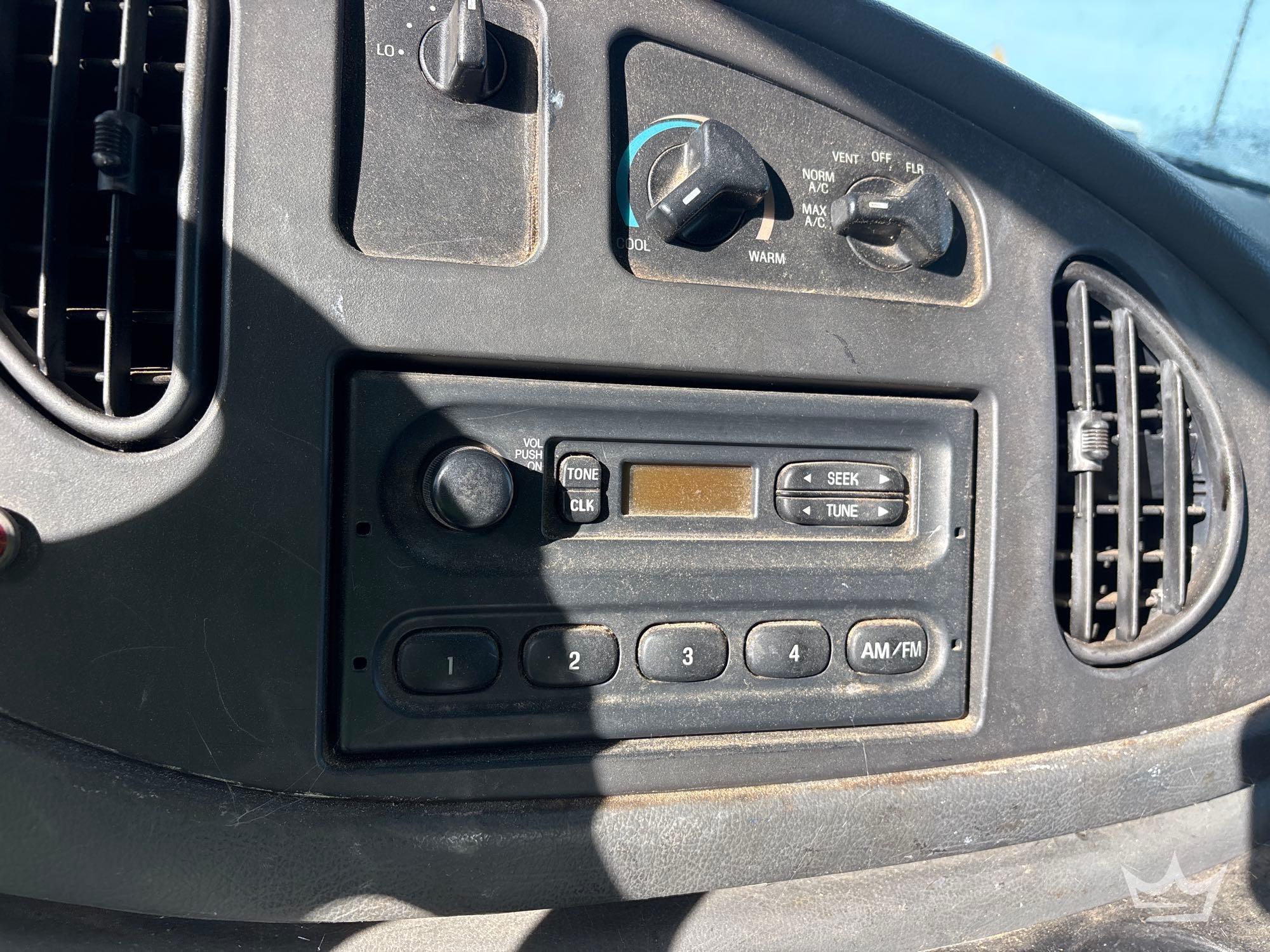 2005 Ford E-250
