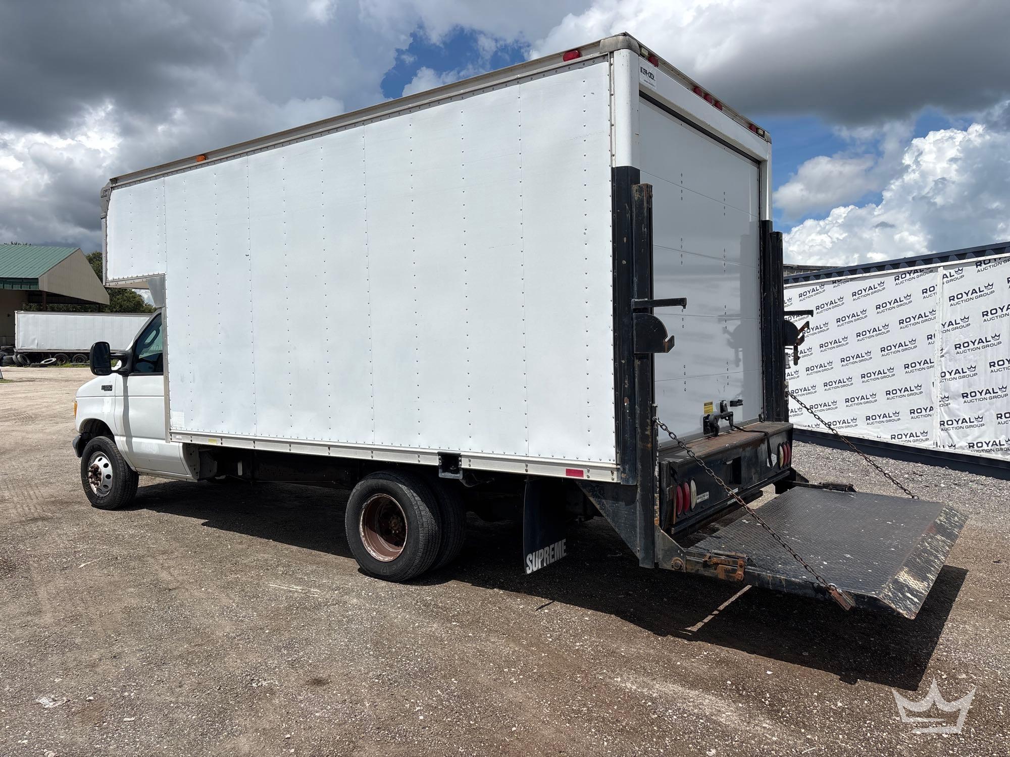 2005 Ford E-250
