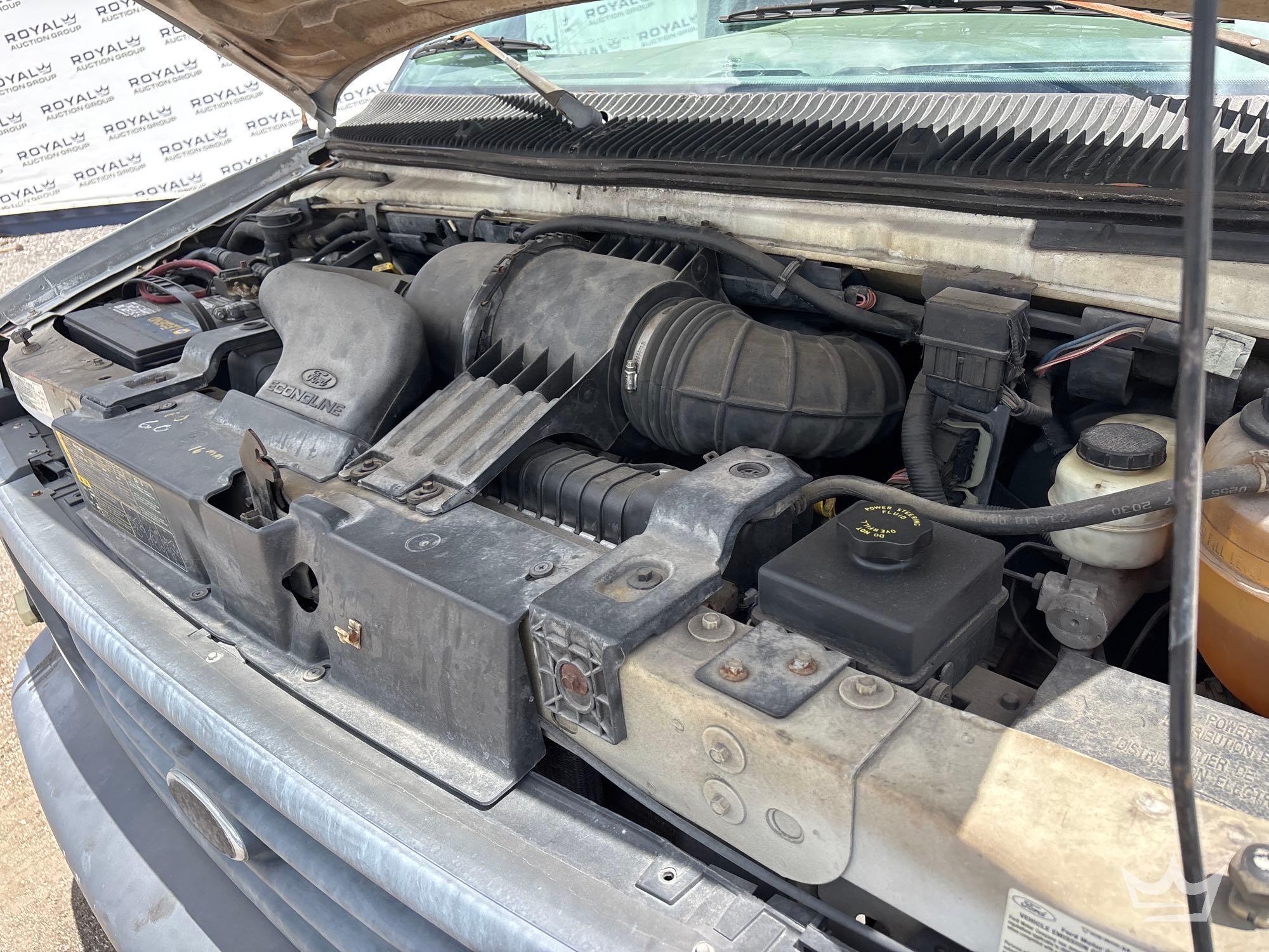 2005 Ford E-250