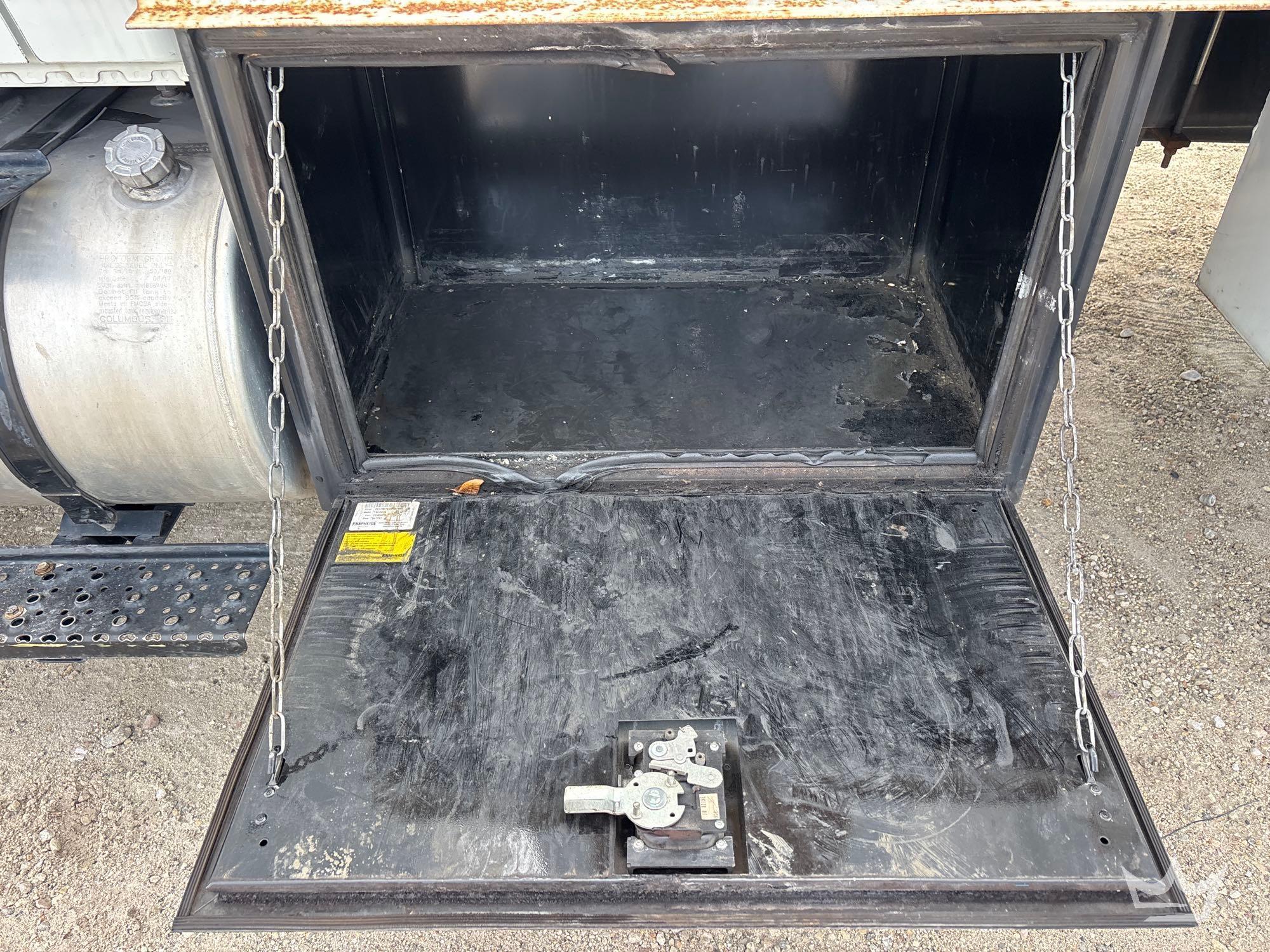 2018 International DURASTAR 4300