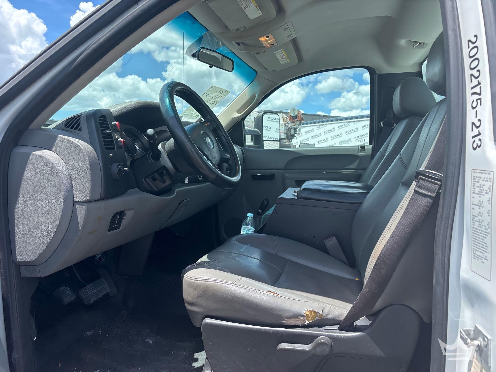 2013 Chevrolet 3500HD