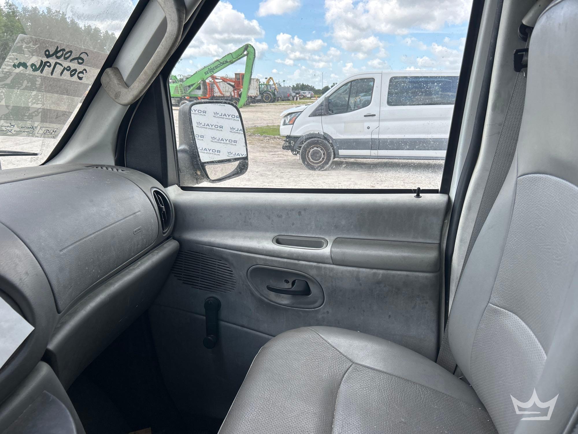 2006 Ford E-250
