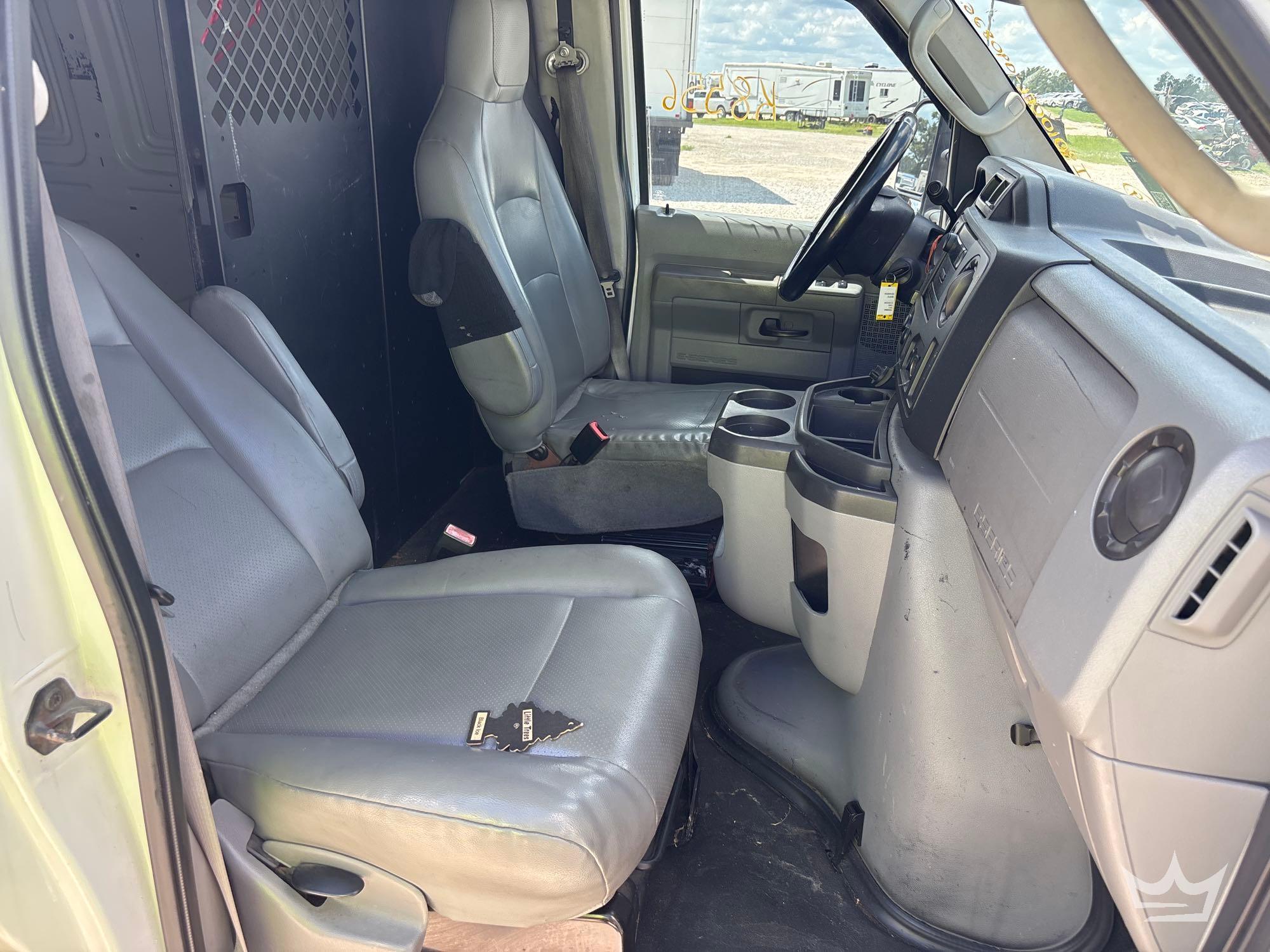 2013 Ford E-250