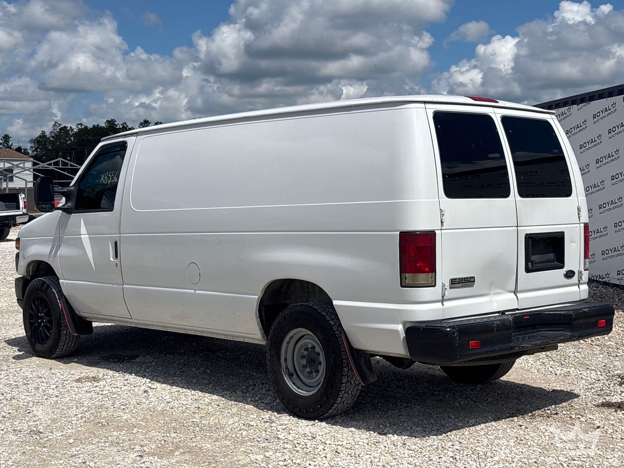 2013 Ford E-250