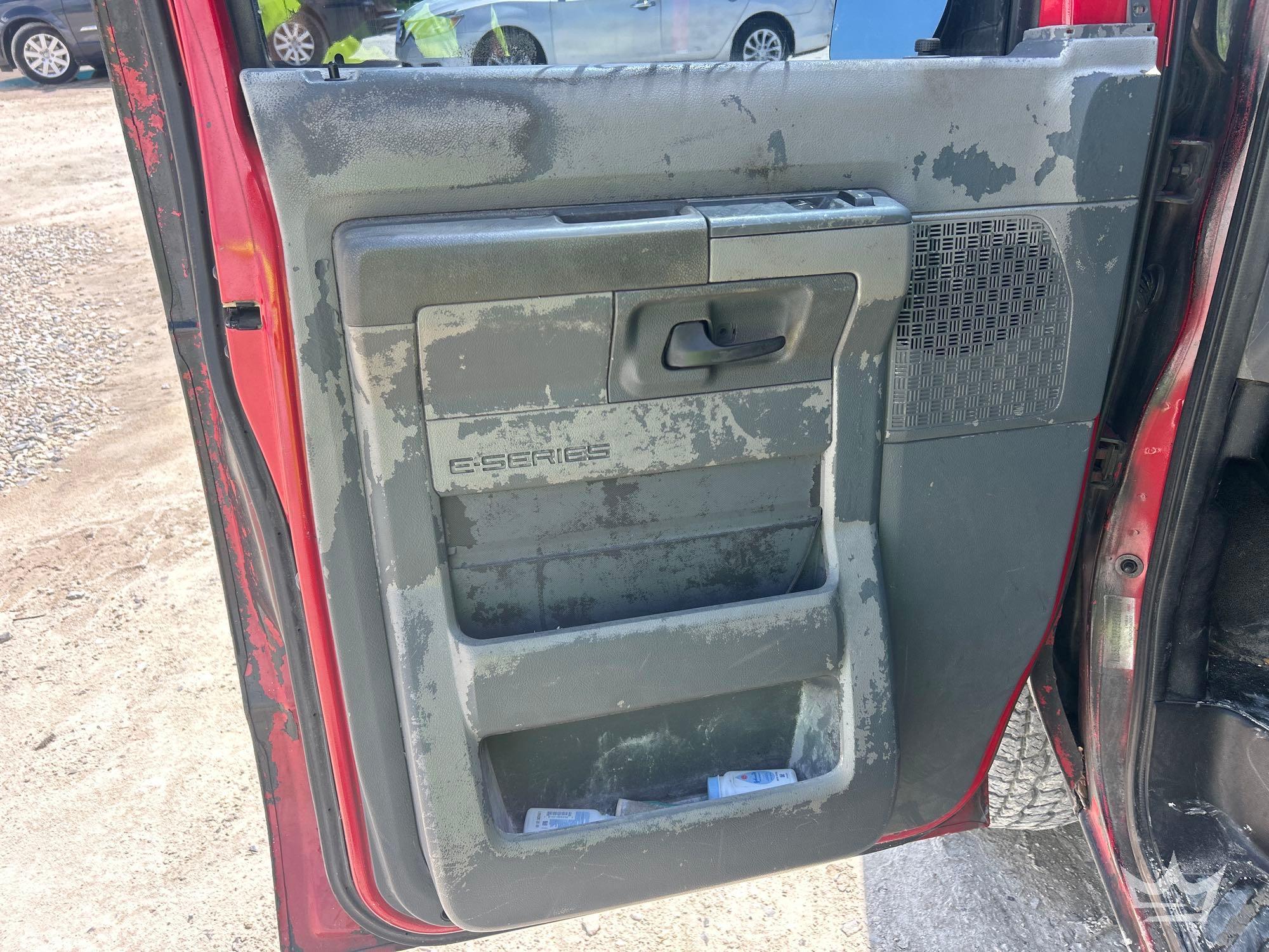 2010 Ford E350