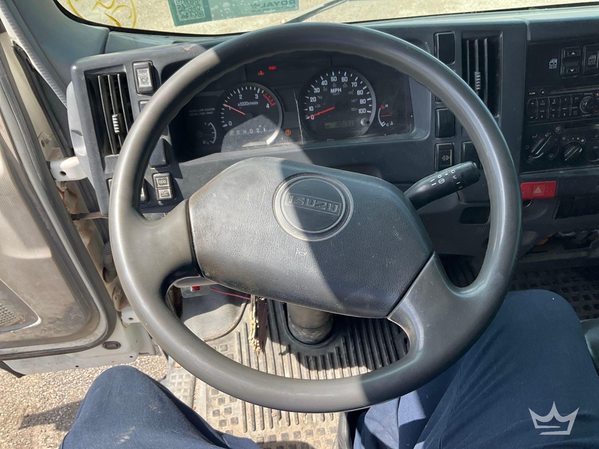 2009 Isuzu NPR HD
