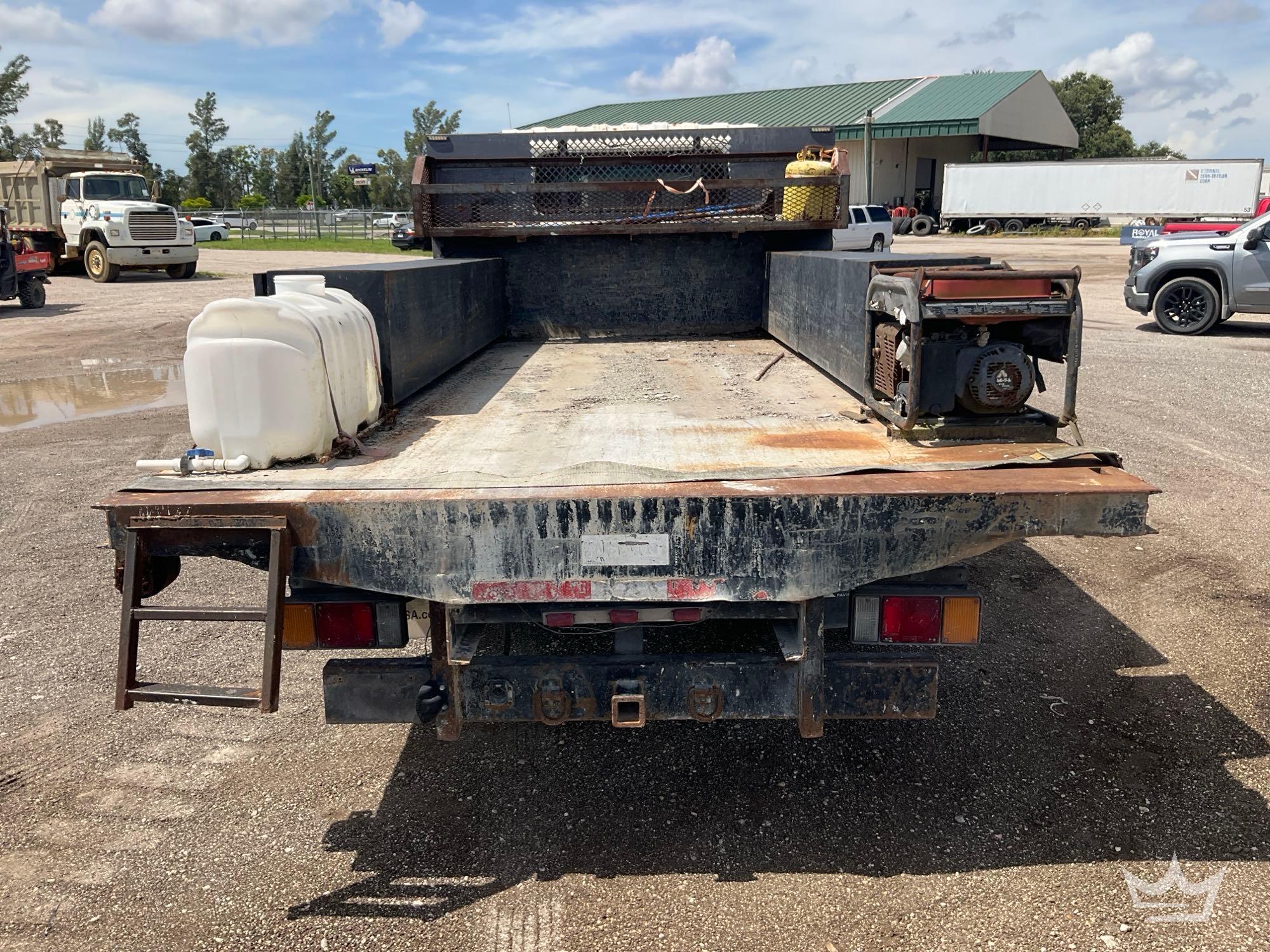 2009 Isuzu NPR HD