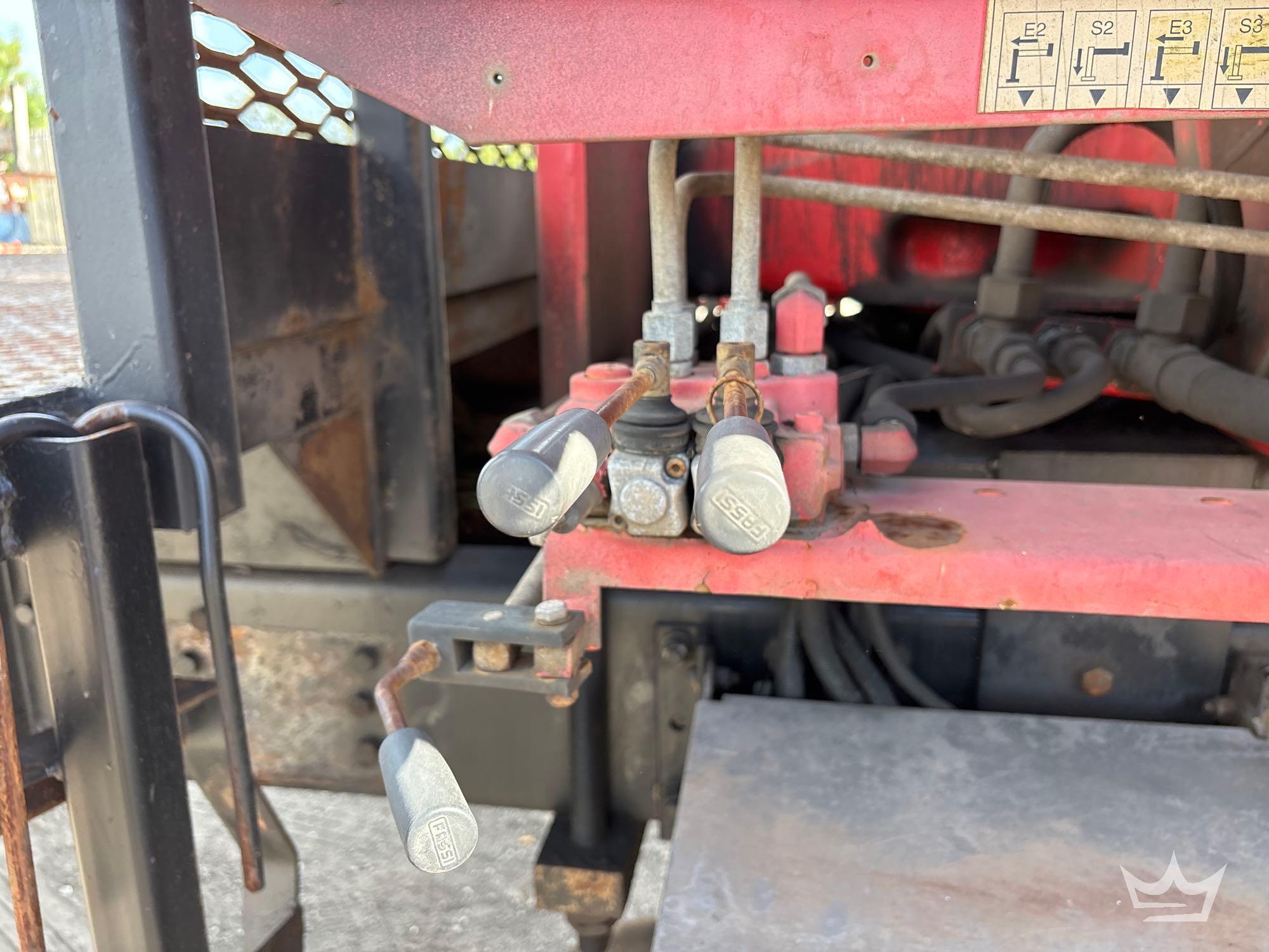 2007 Peterbilt 340