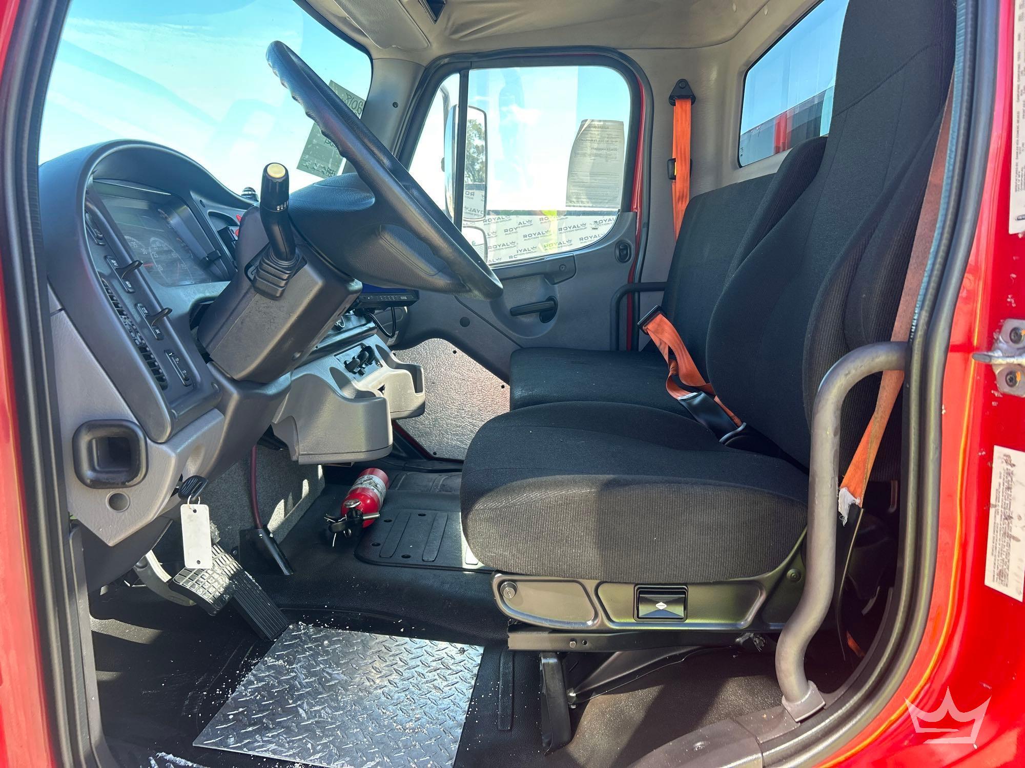 2018 Freightliner M2 106