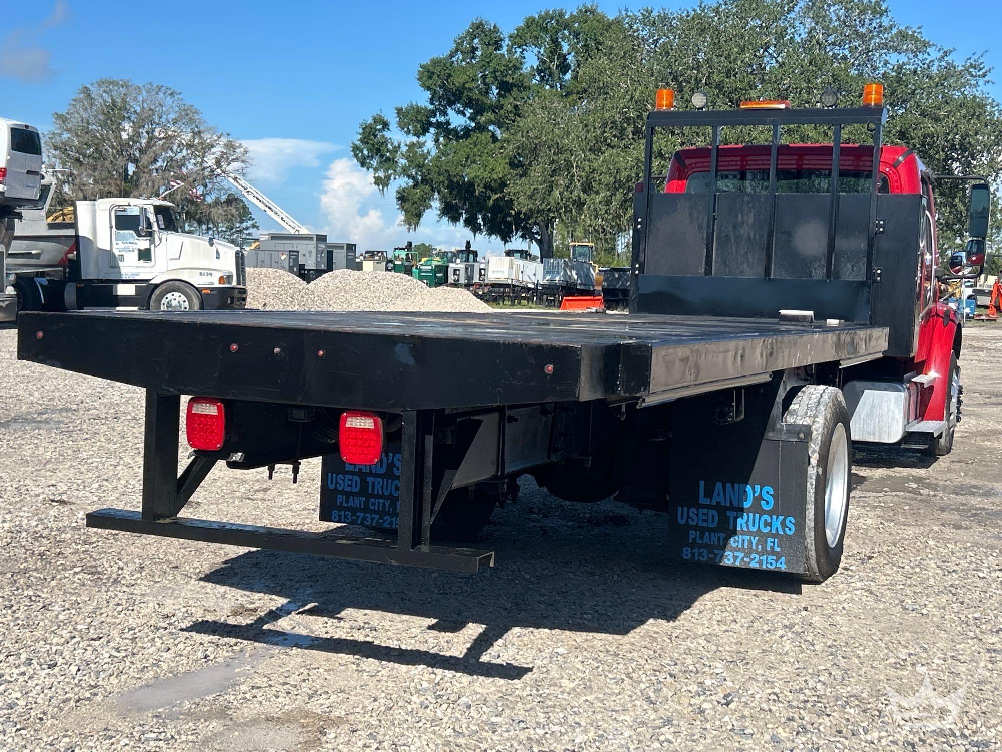 2018 Freightliner M2 106