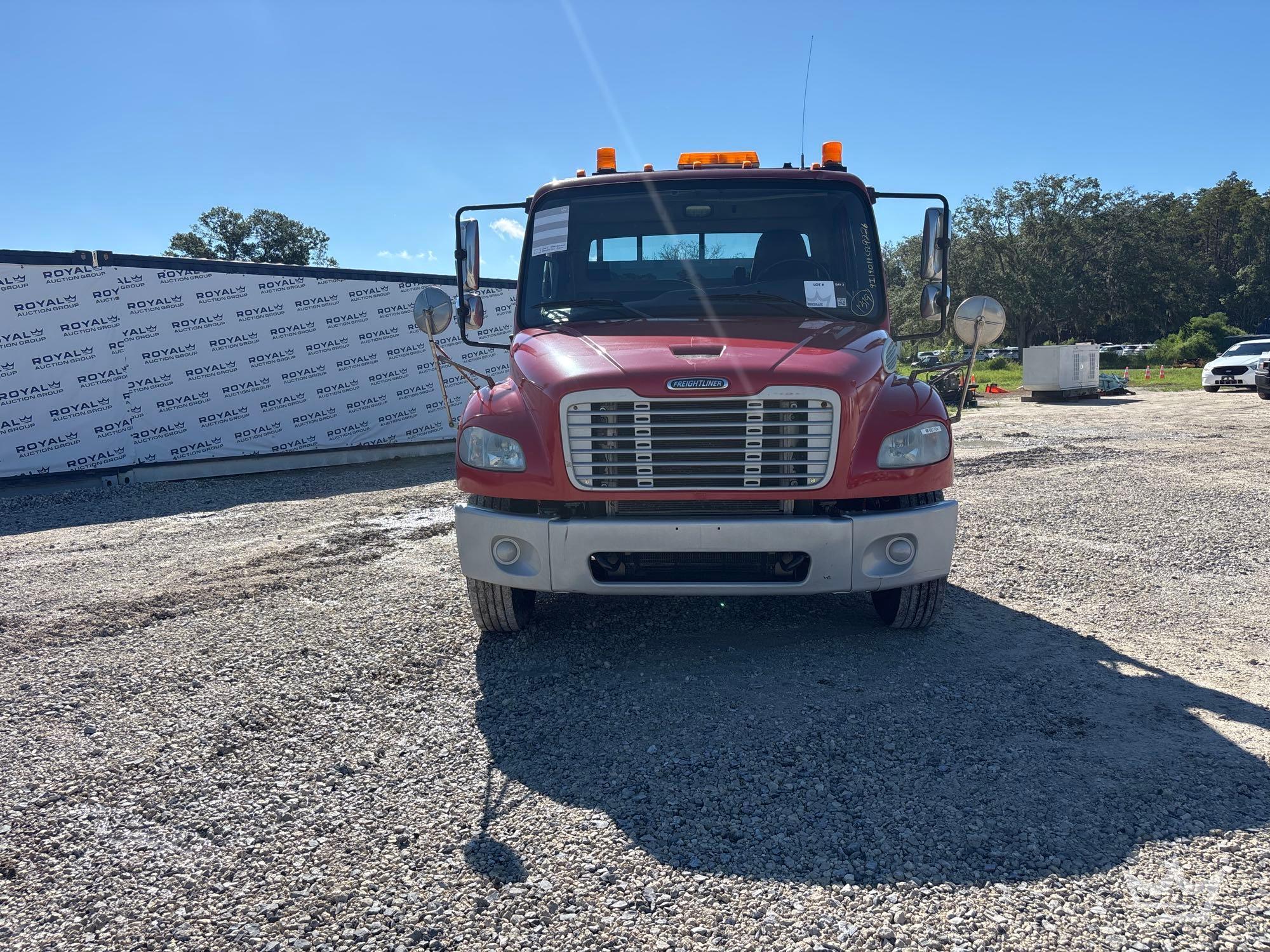 2018 Freightliner M2 106