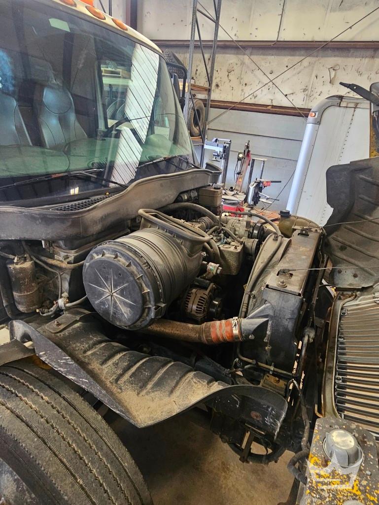2004 International 4300