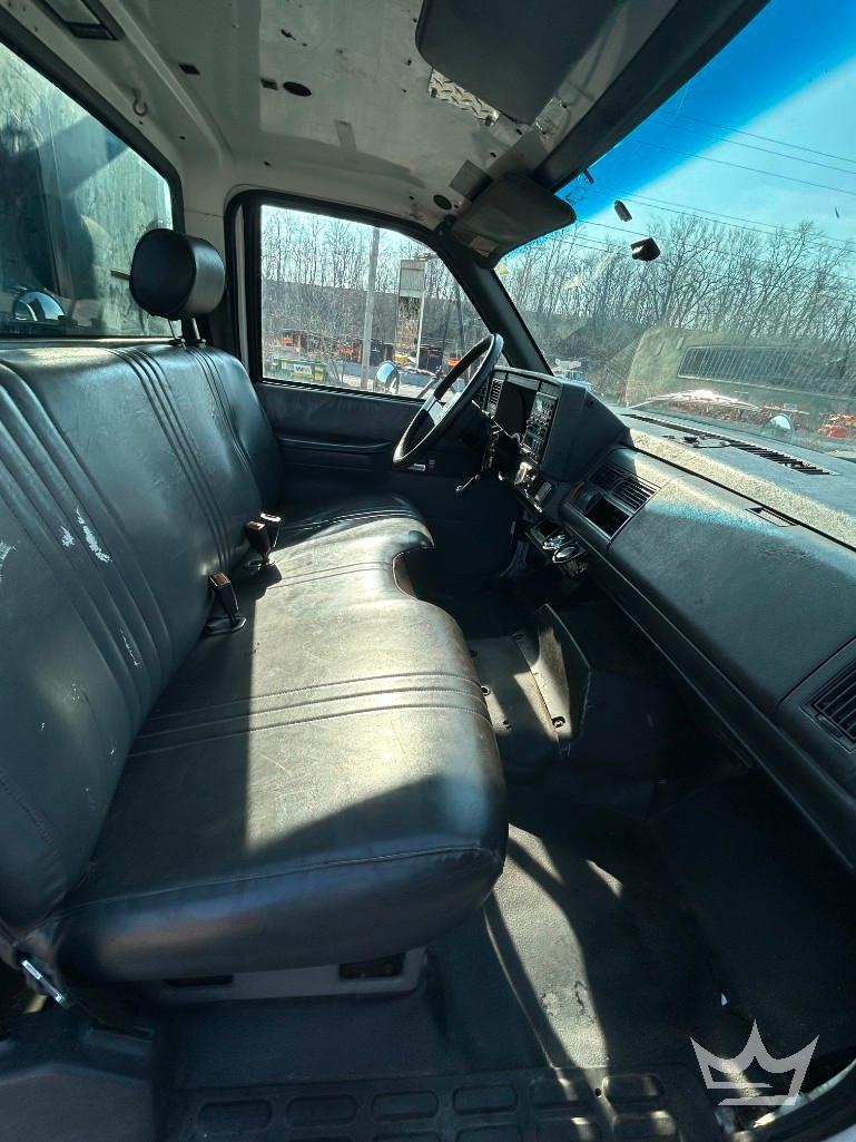 2001 GMC C7500