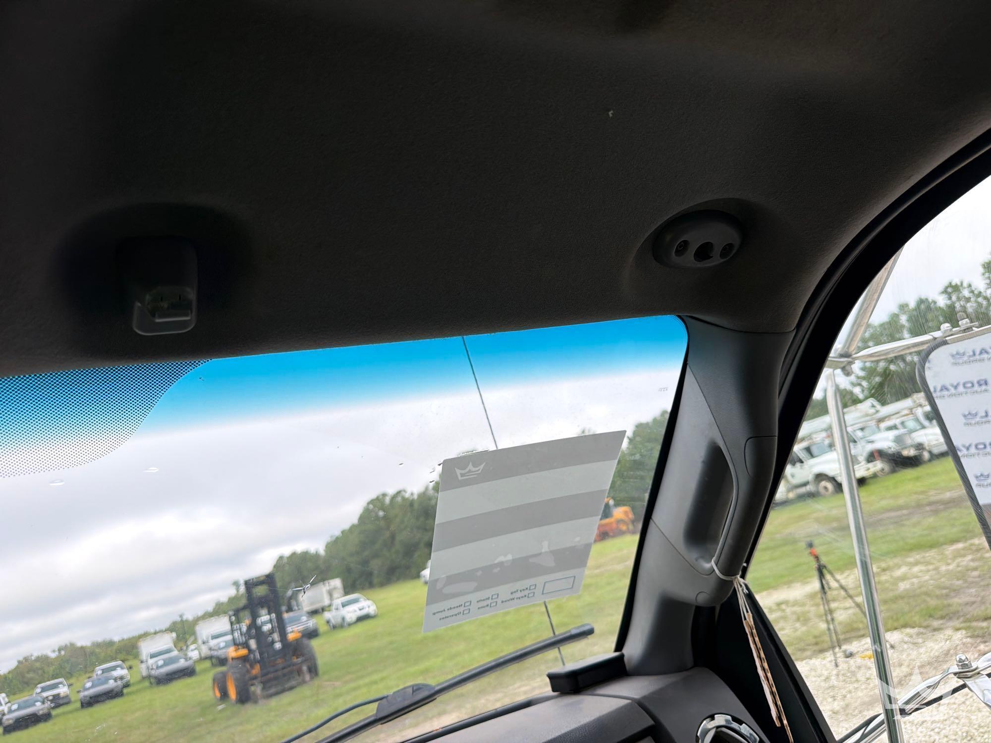 2011 Ford F650