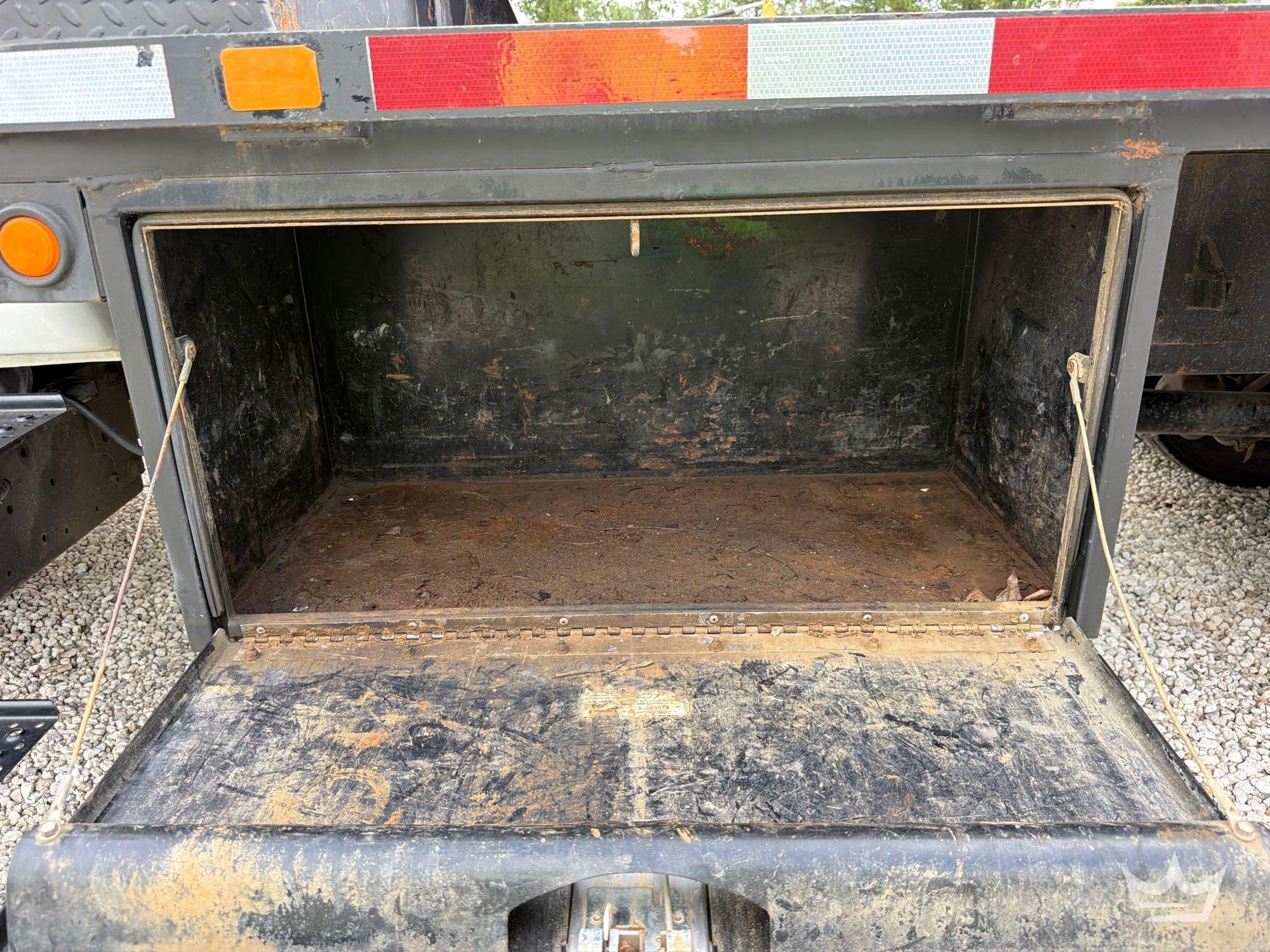2011 Ford F650