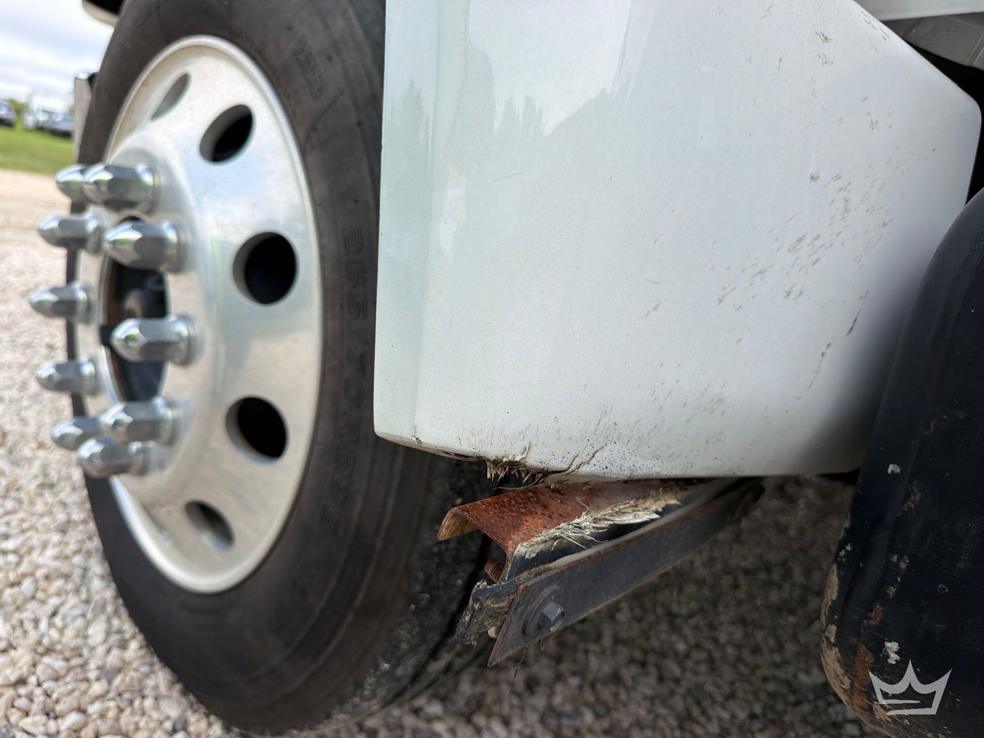 2011 Ford F650
