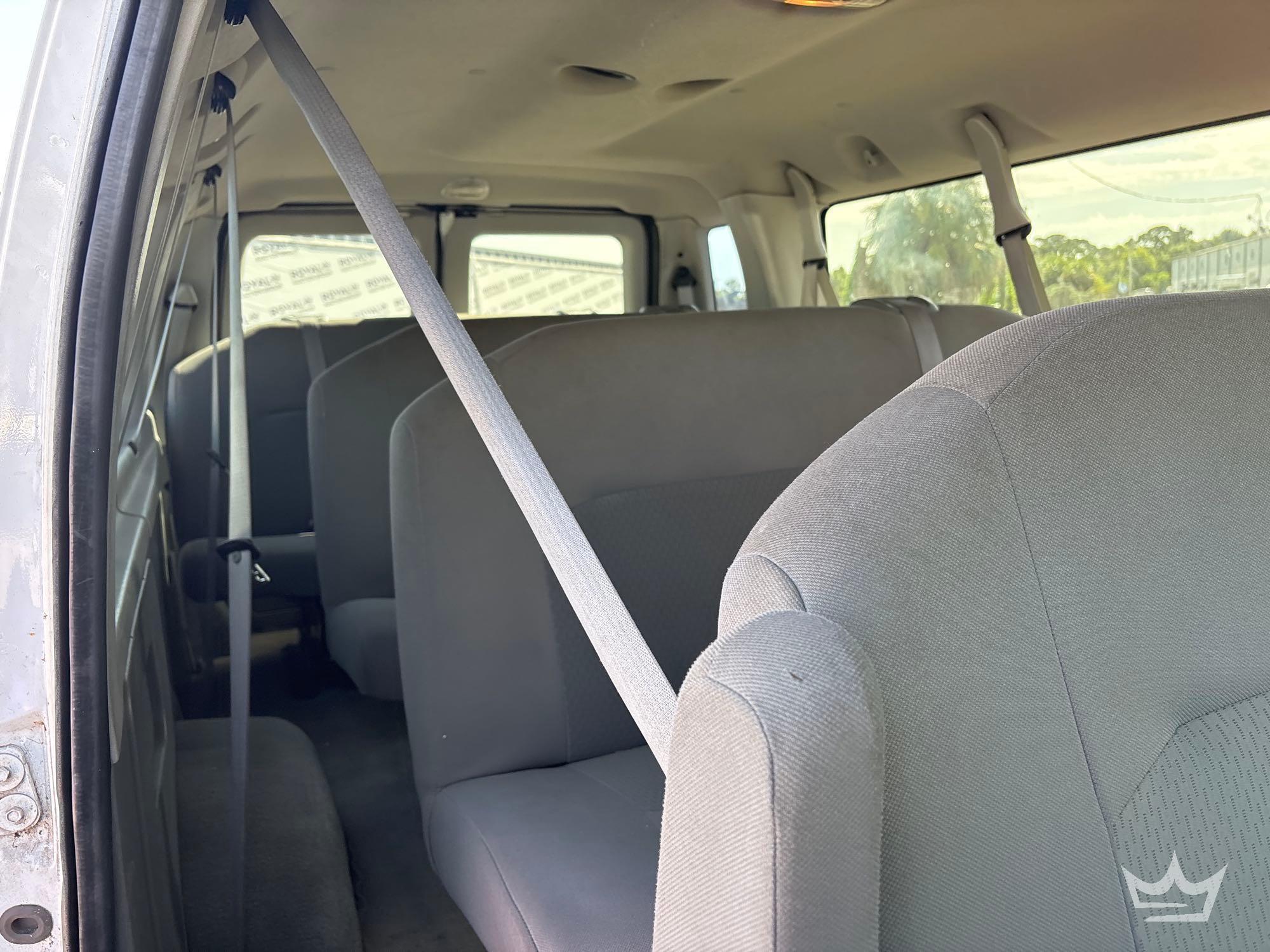 2013 Ford E-350