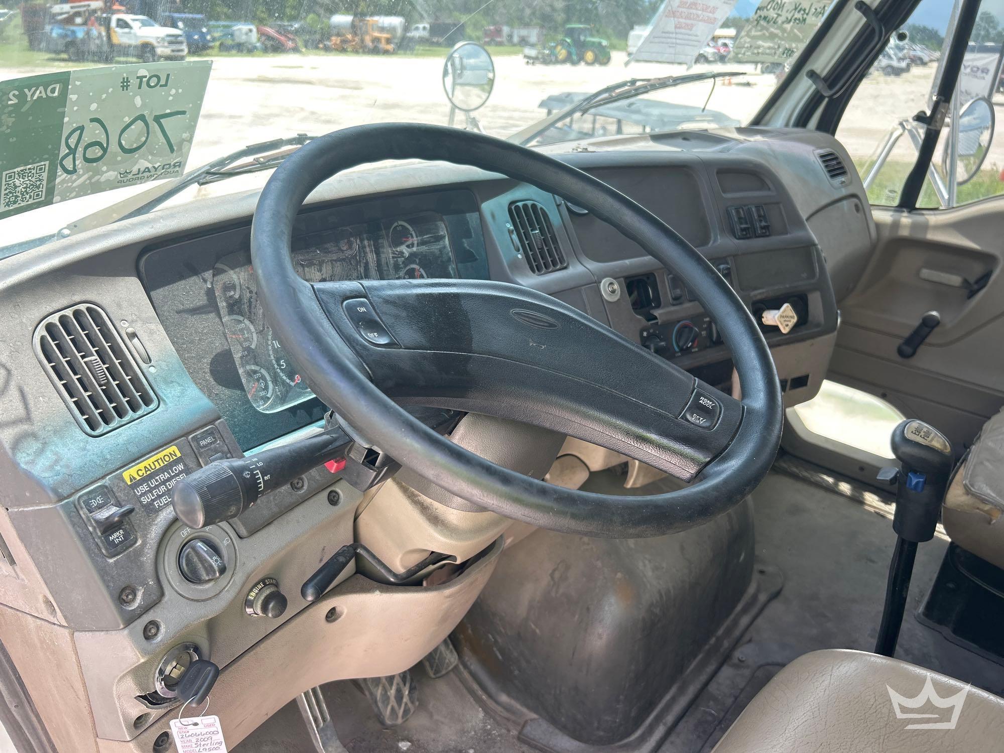 2009 Sterling L9500