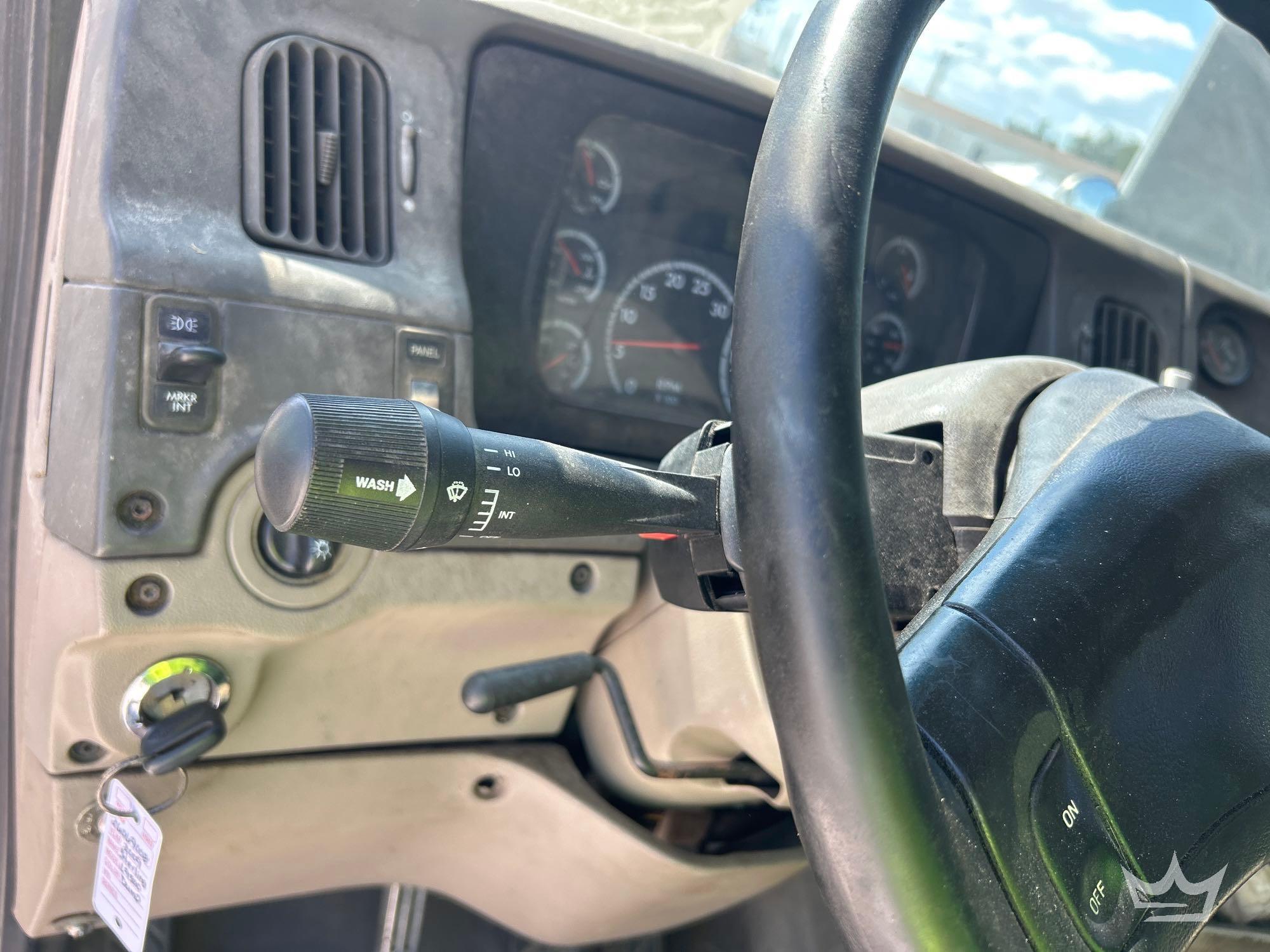 2009 Sterling L9500