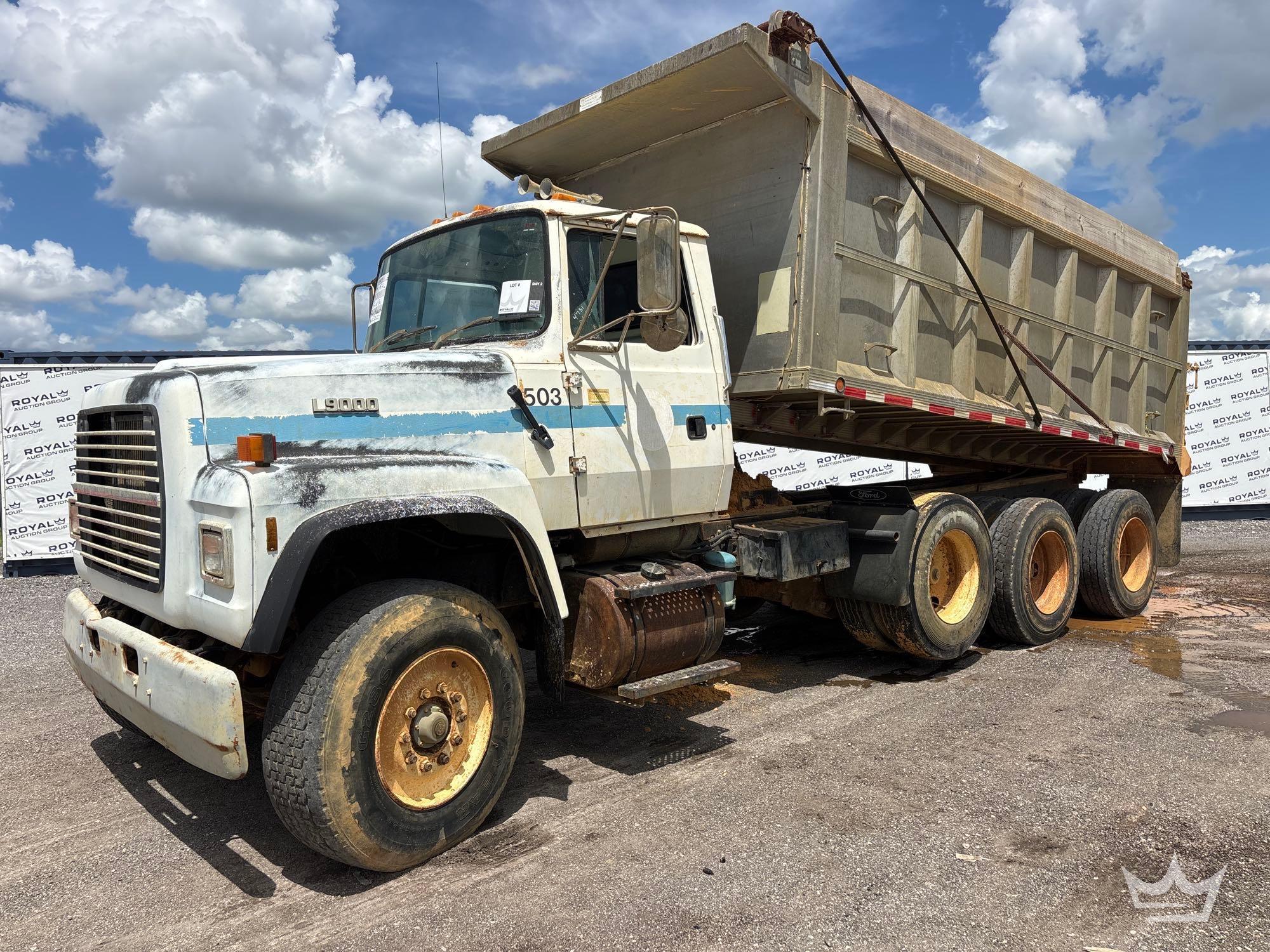 1993 Ford LT9000