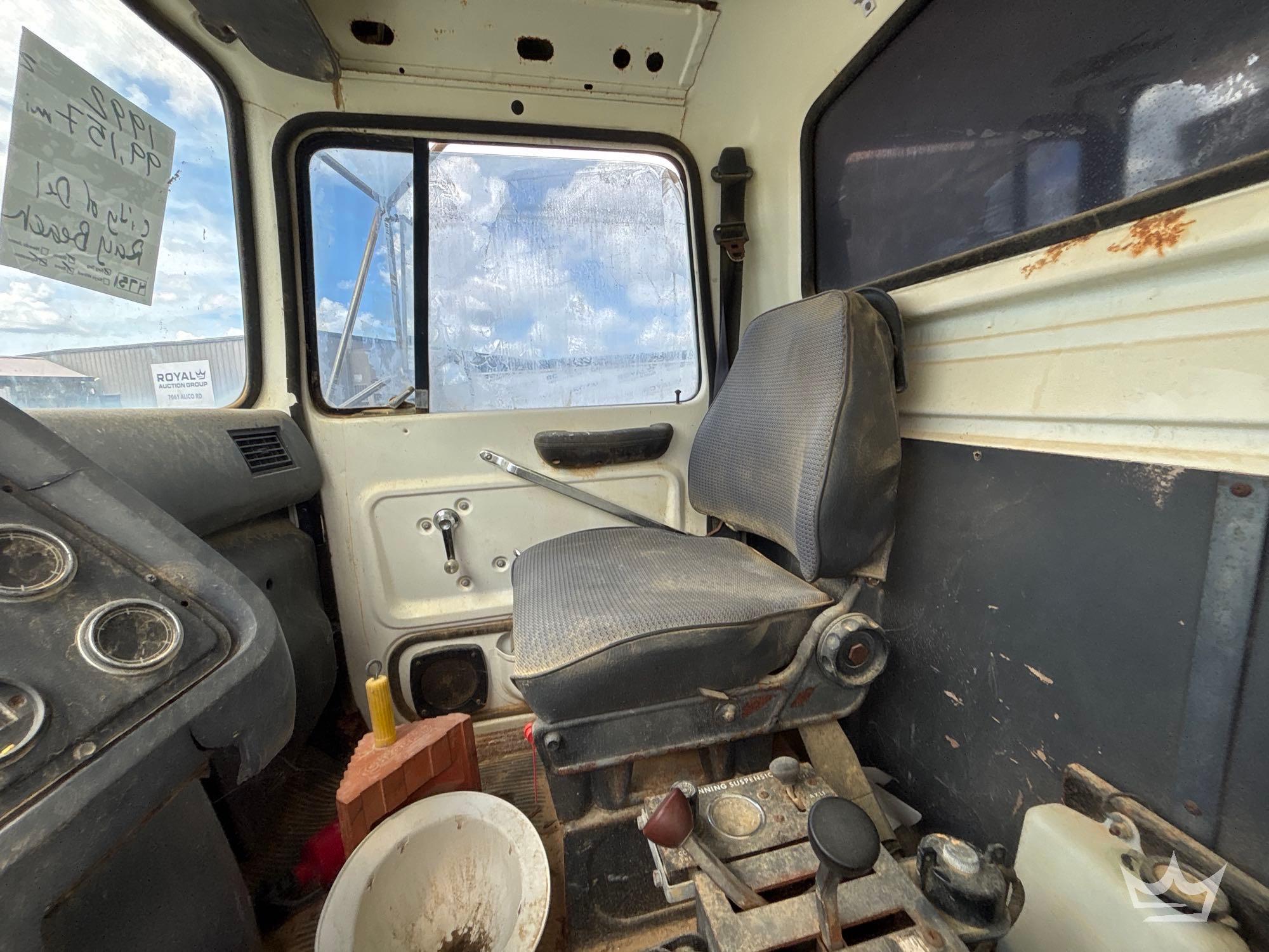 1993 Ford LT9000