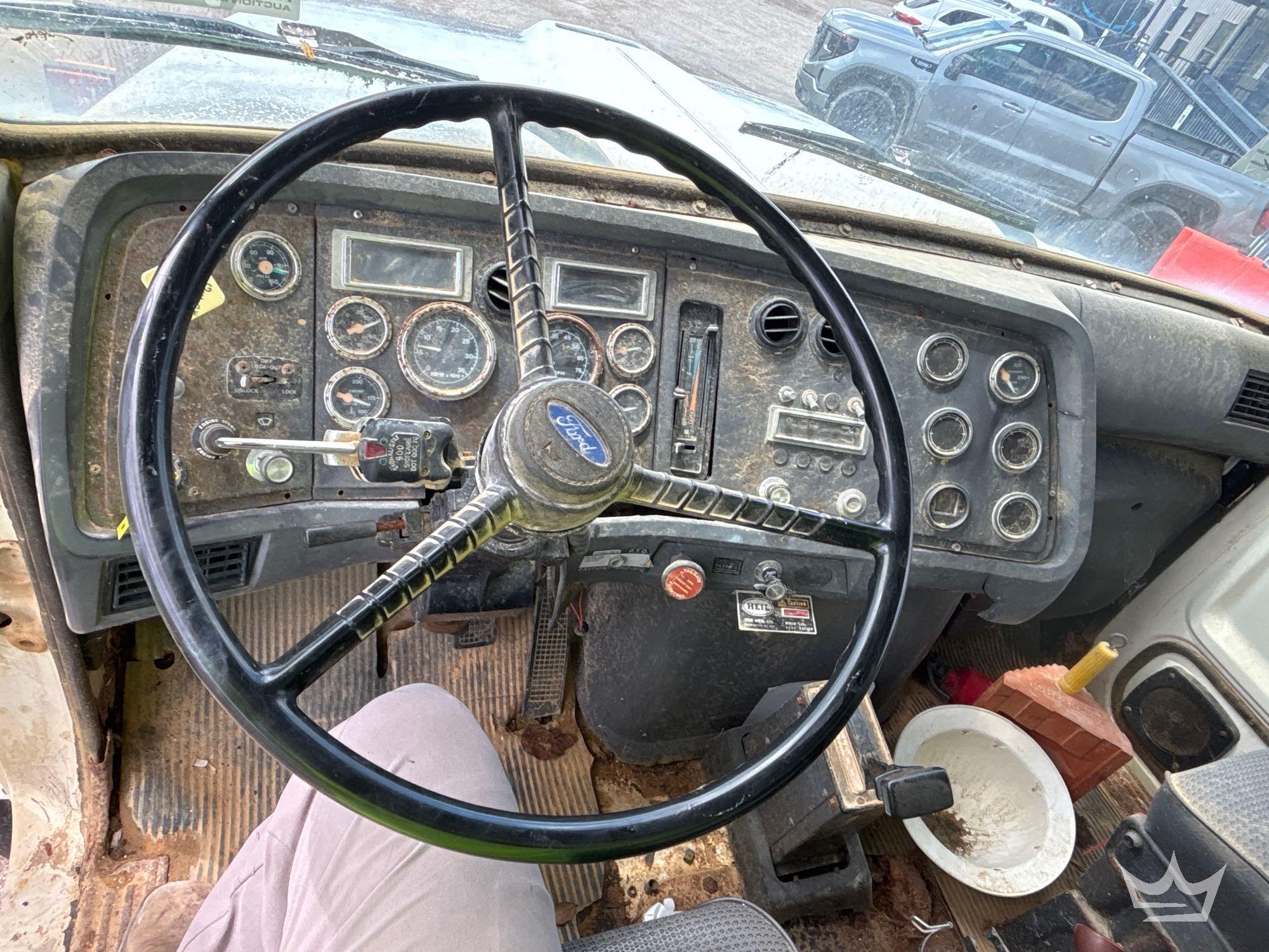 1993 Ford LT9000