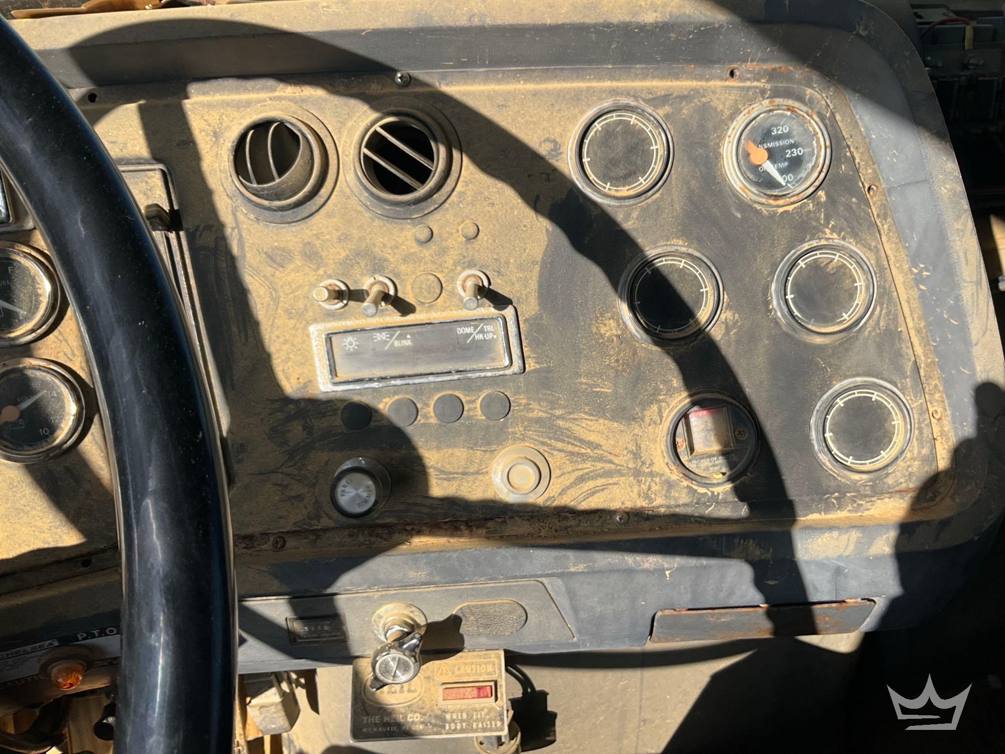 1993 Ford LT9000