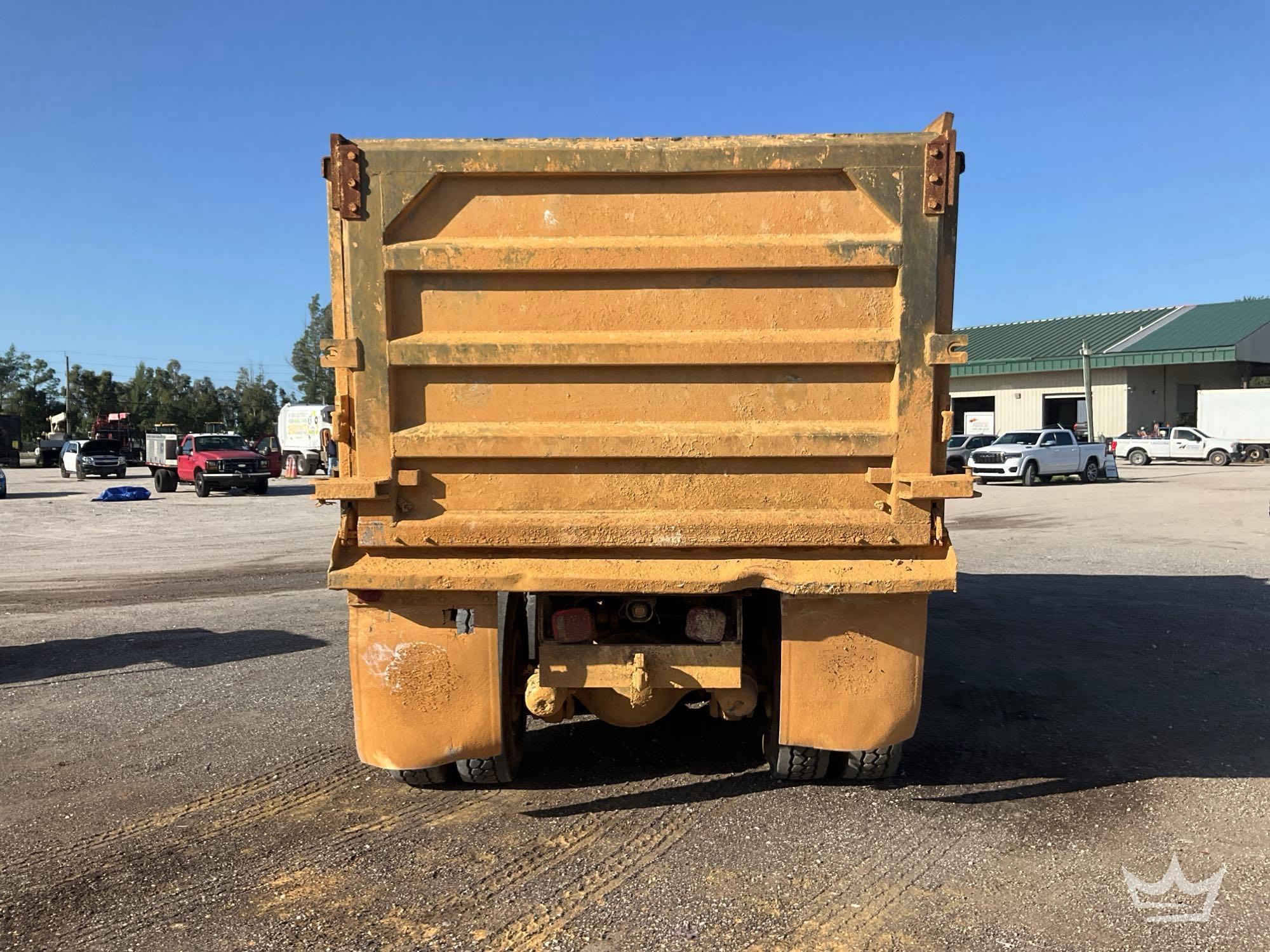 1993 Ford LT9000