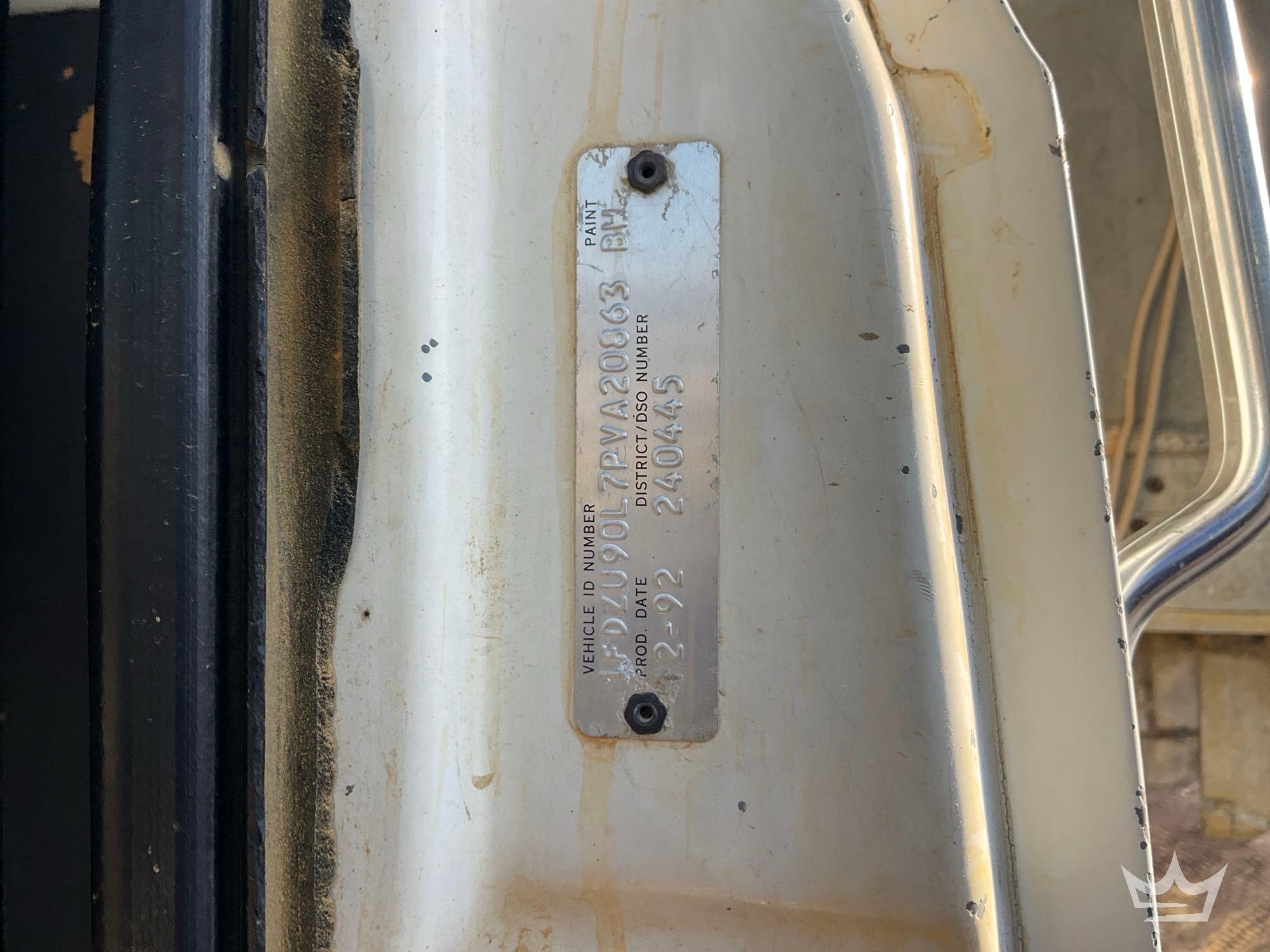 1993 Ford LT9000