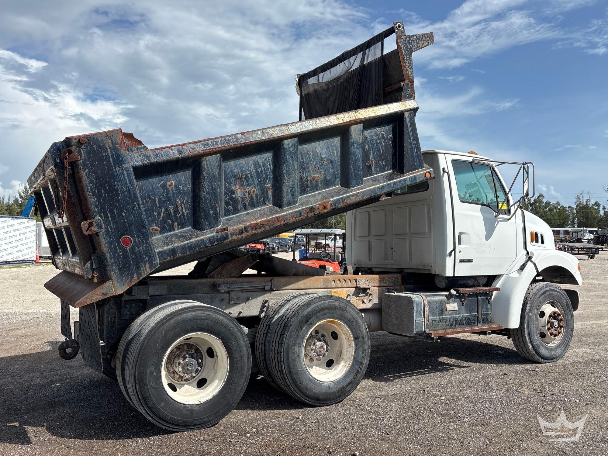 2001 Sterling M7500
