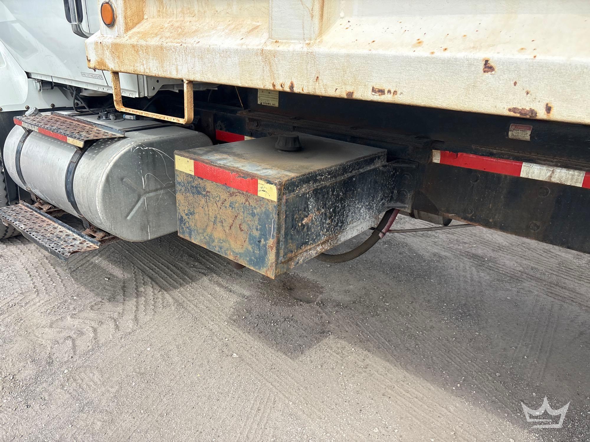 2004 International 7400