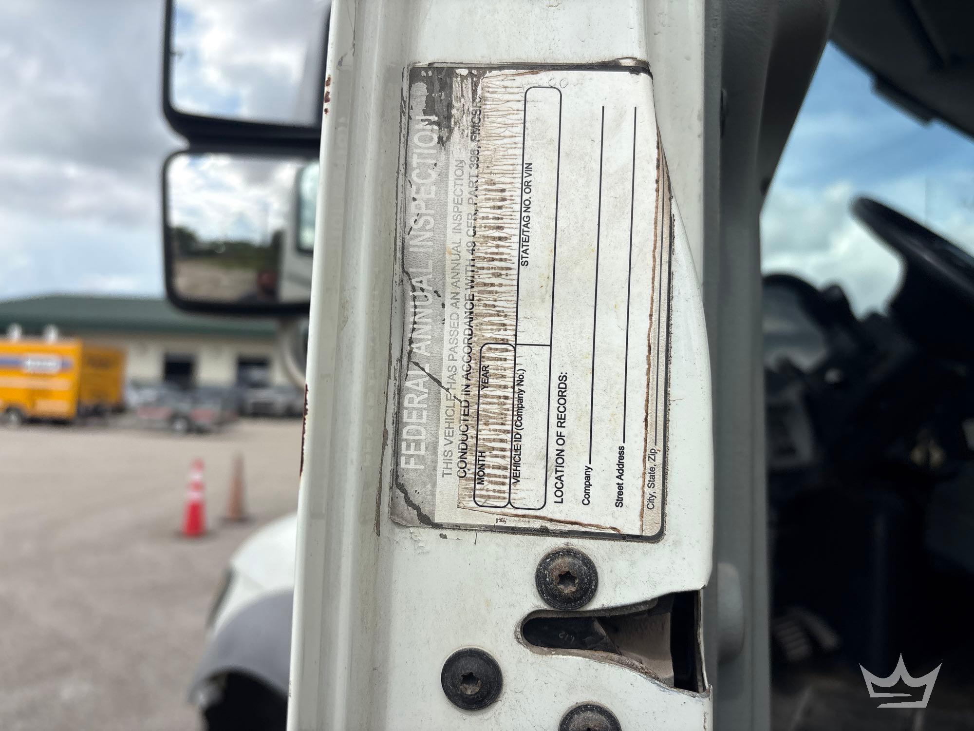 2004 International 7400