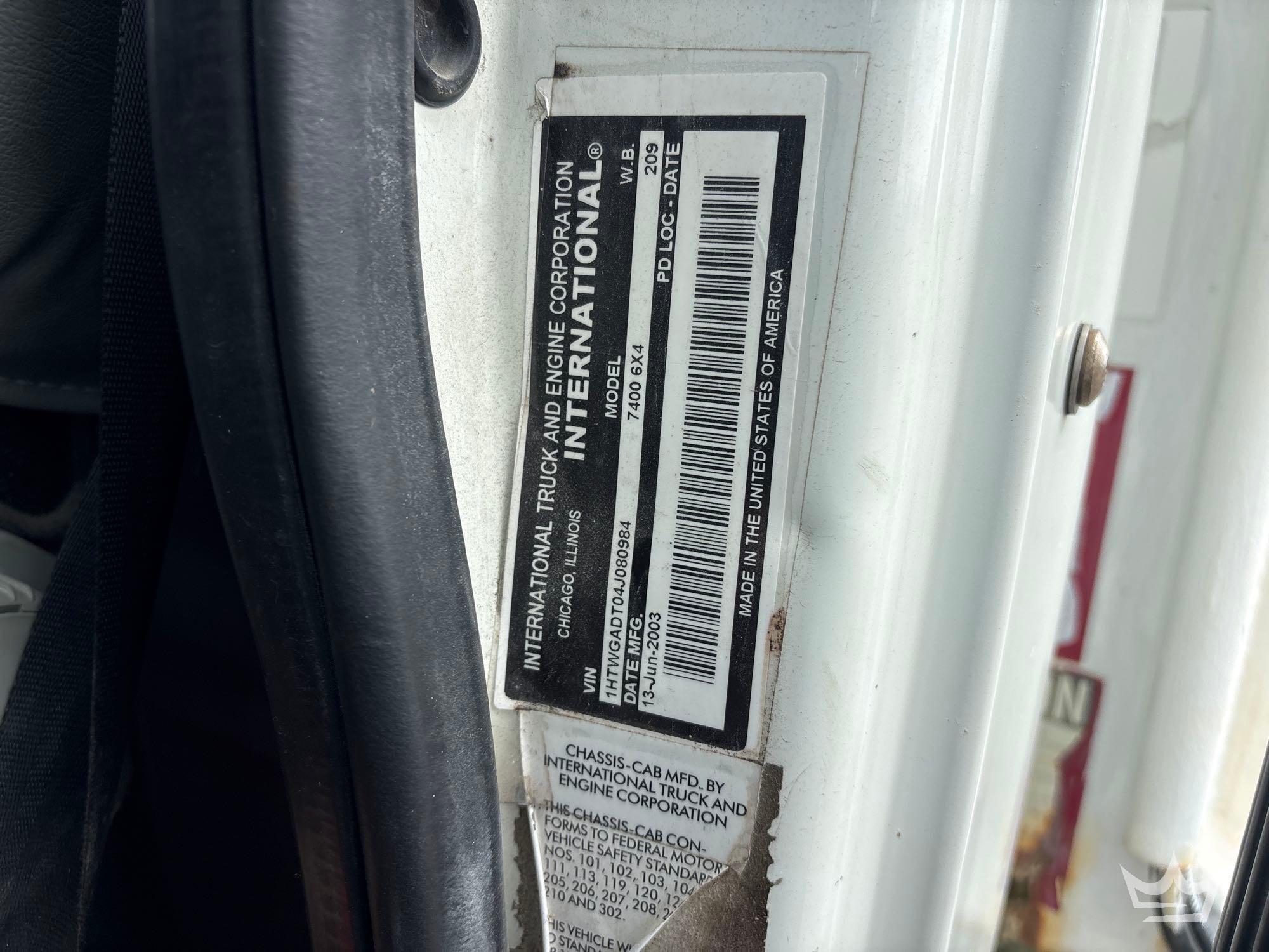 2004 International 7400