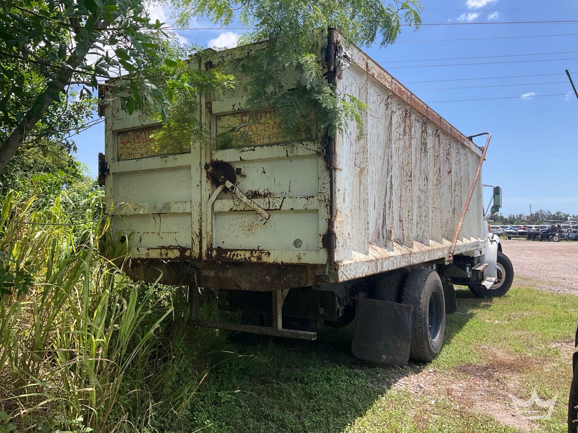 2002 Sterling M8500