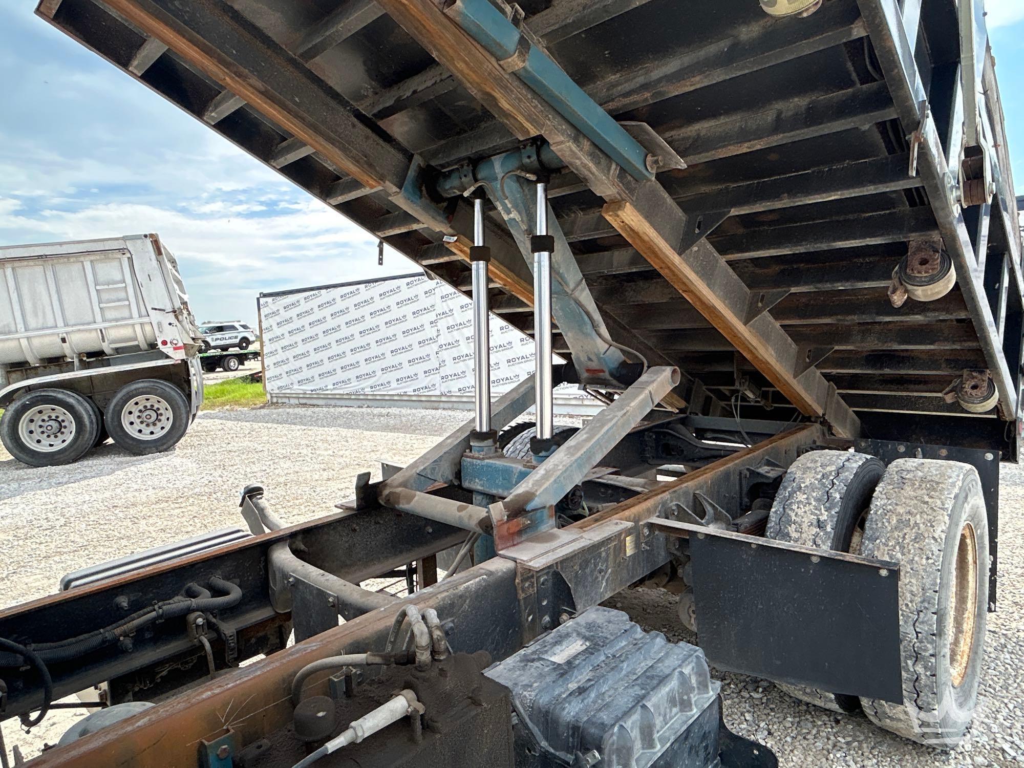 2015 Ford F750