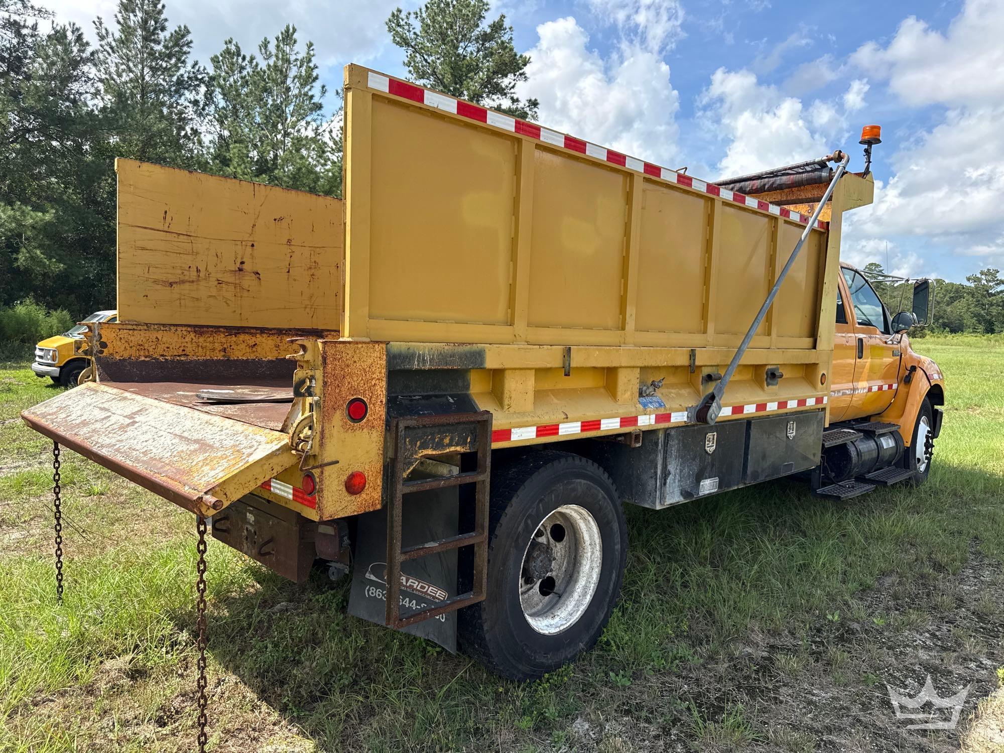 2006 Ford F650