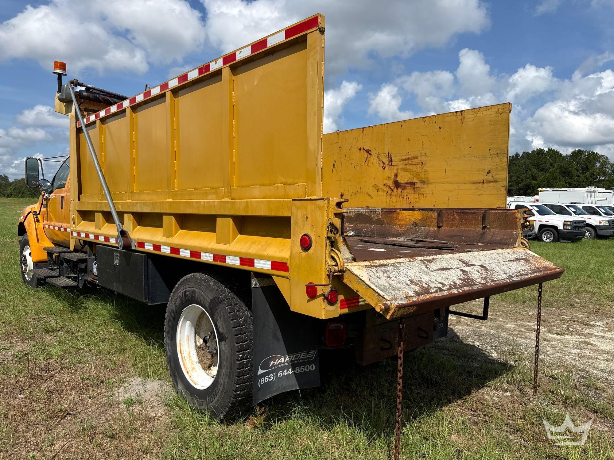 2006 Ford F650