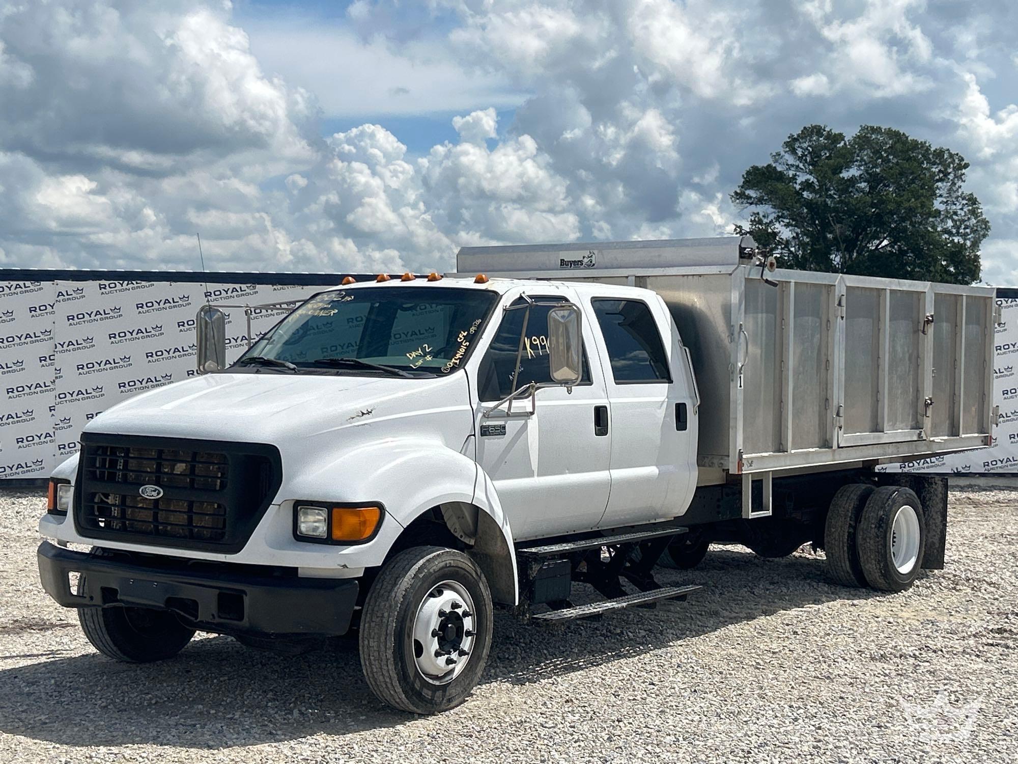 2002 Ford F650