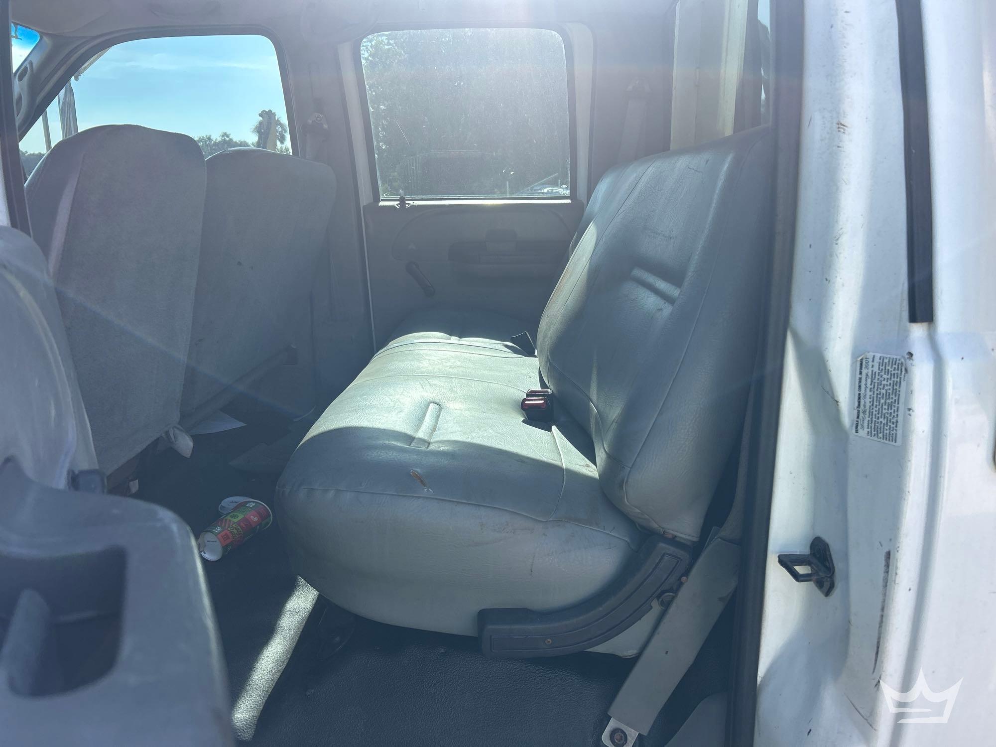 2002 Ford F650