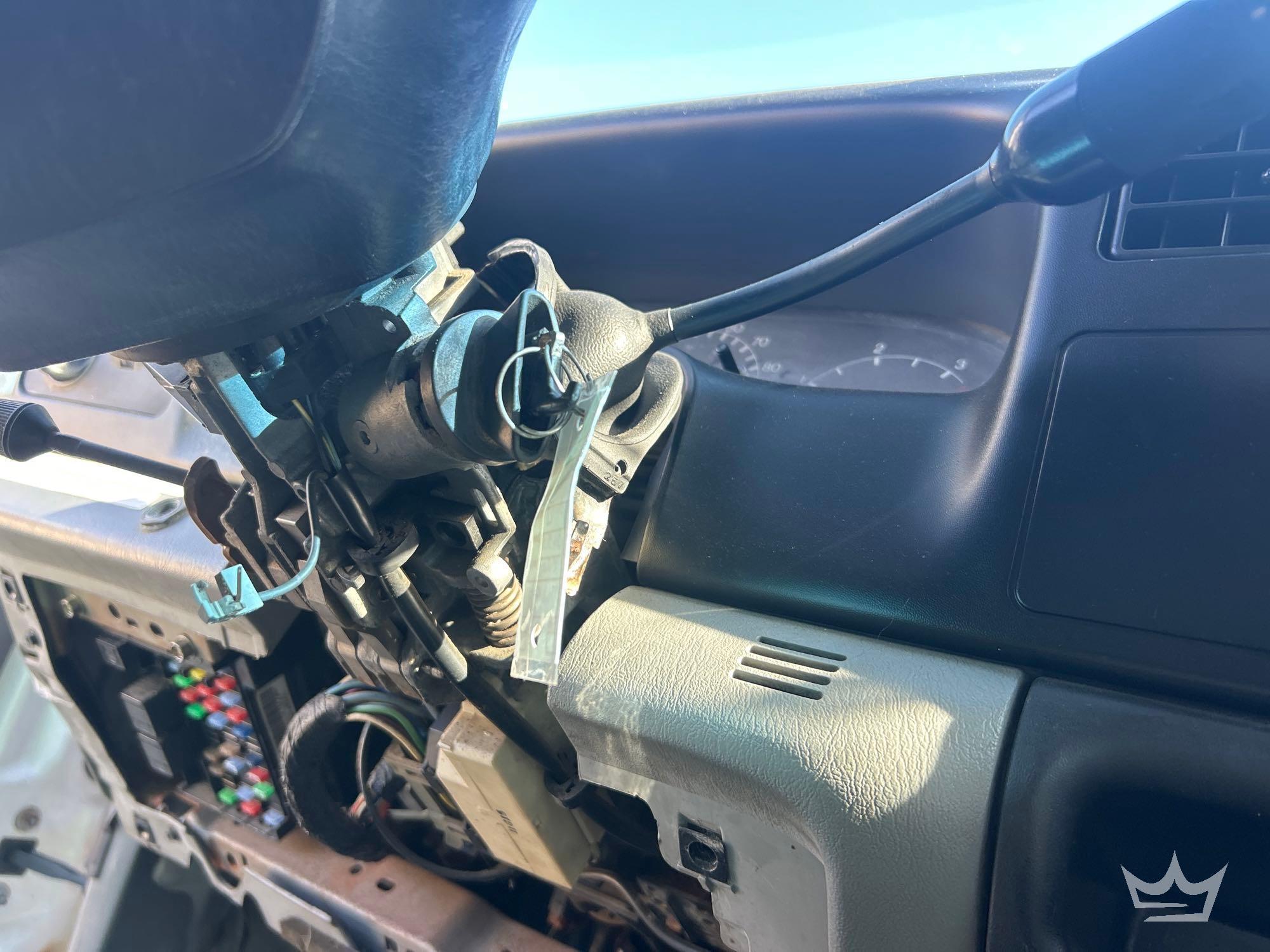 2002 Ford F650