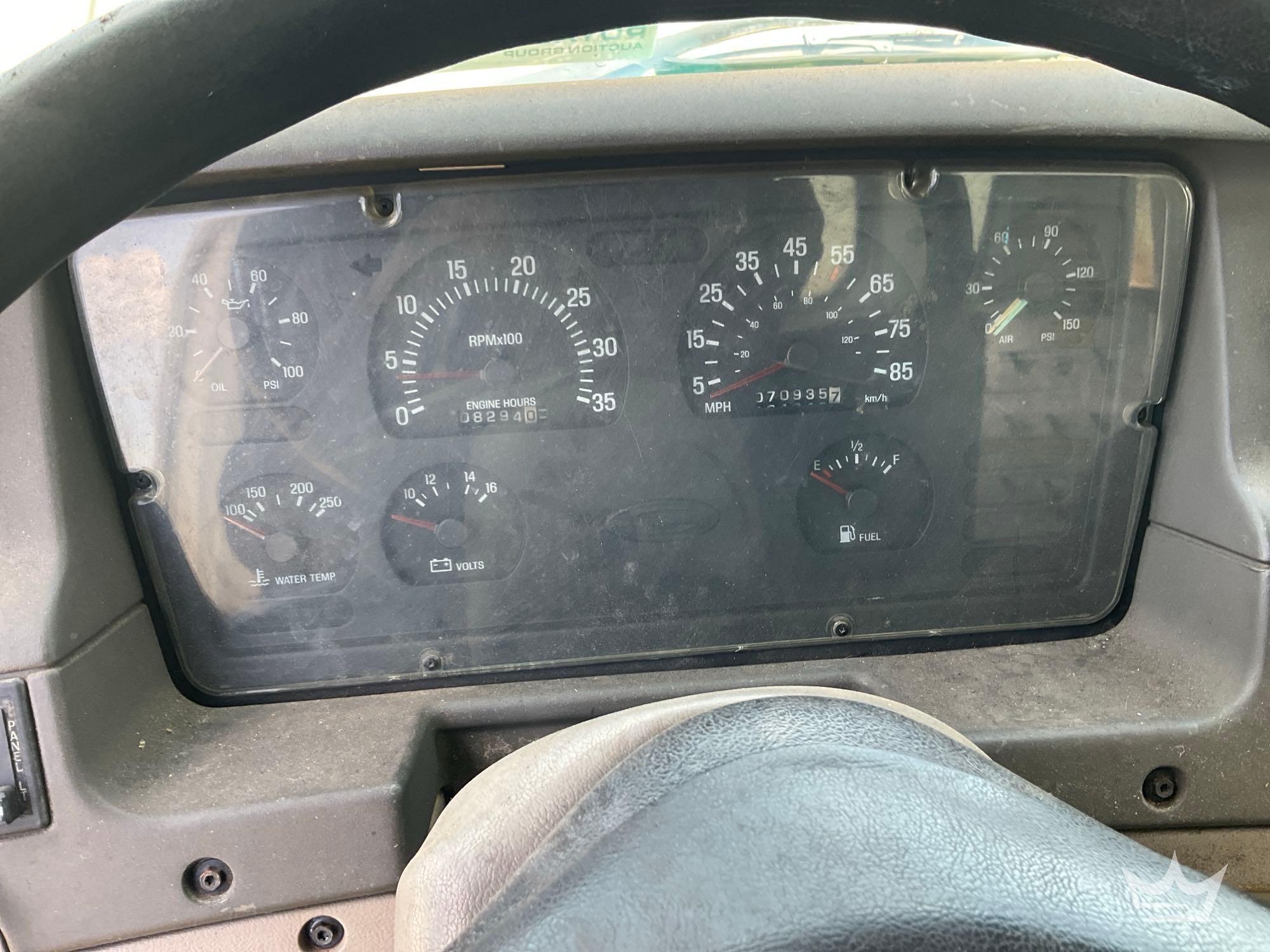2002 Sterling L7500