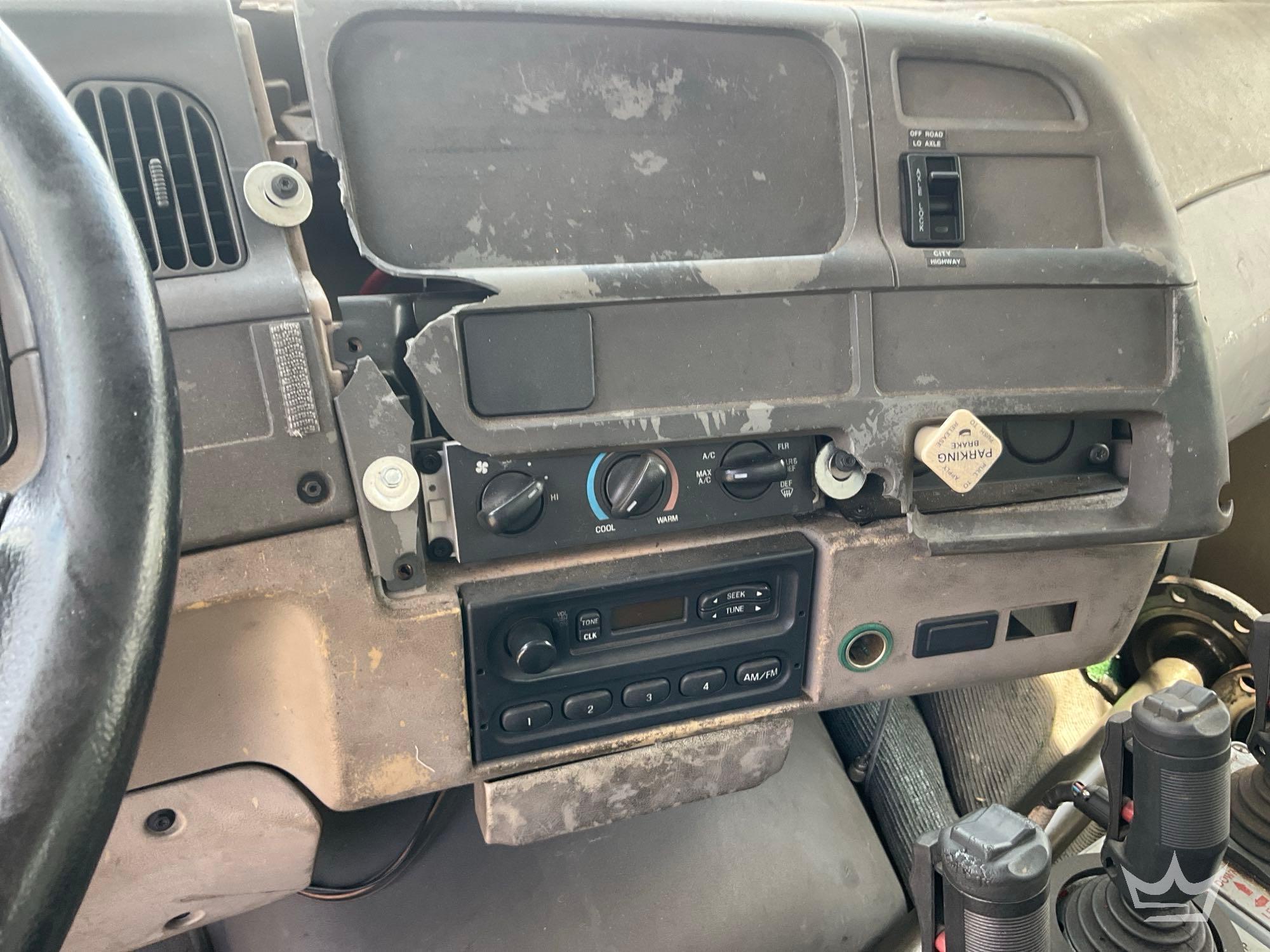 2002 Sterling L7500