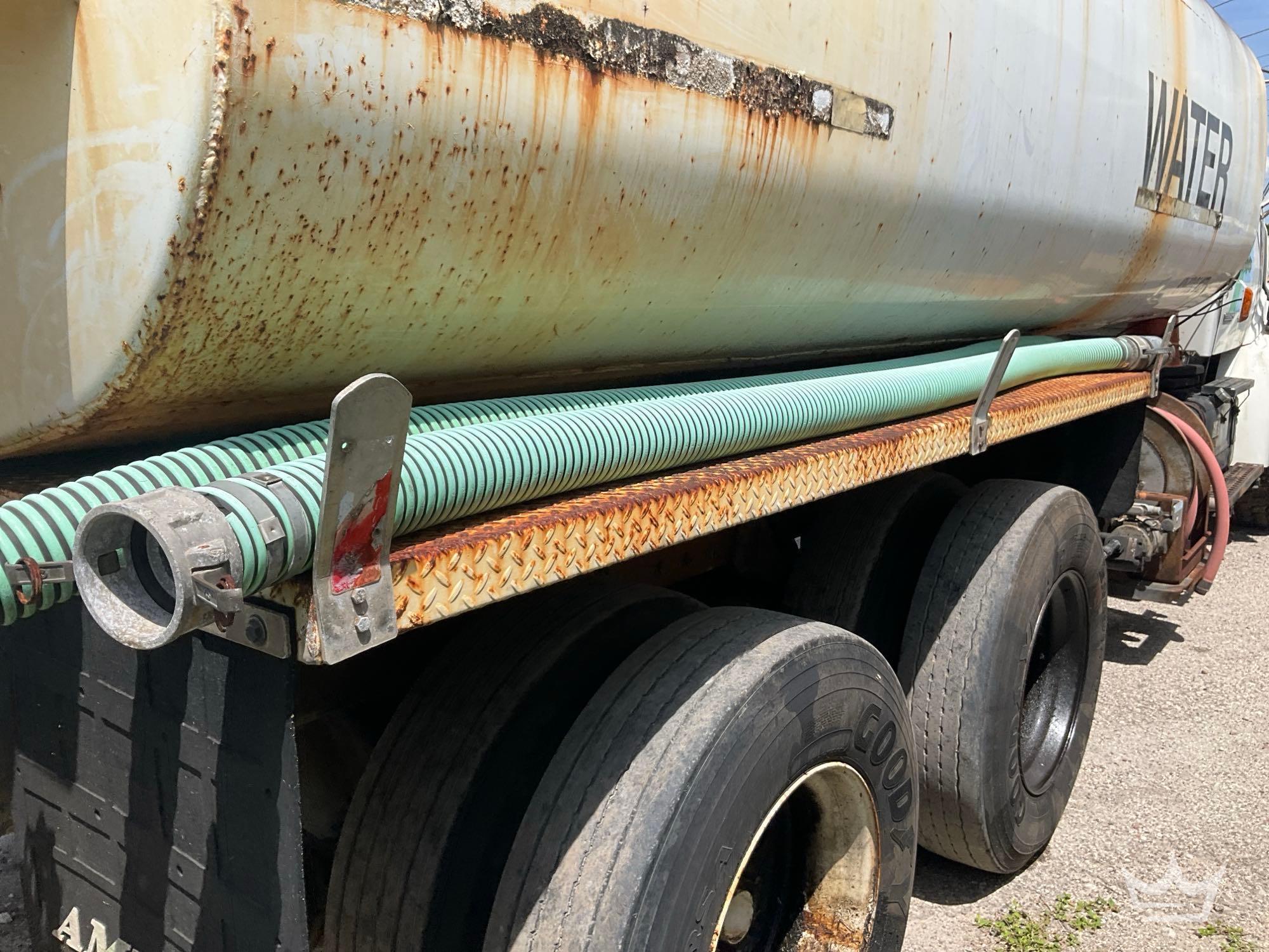 2002 Sterling L7500
