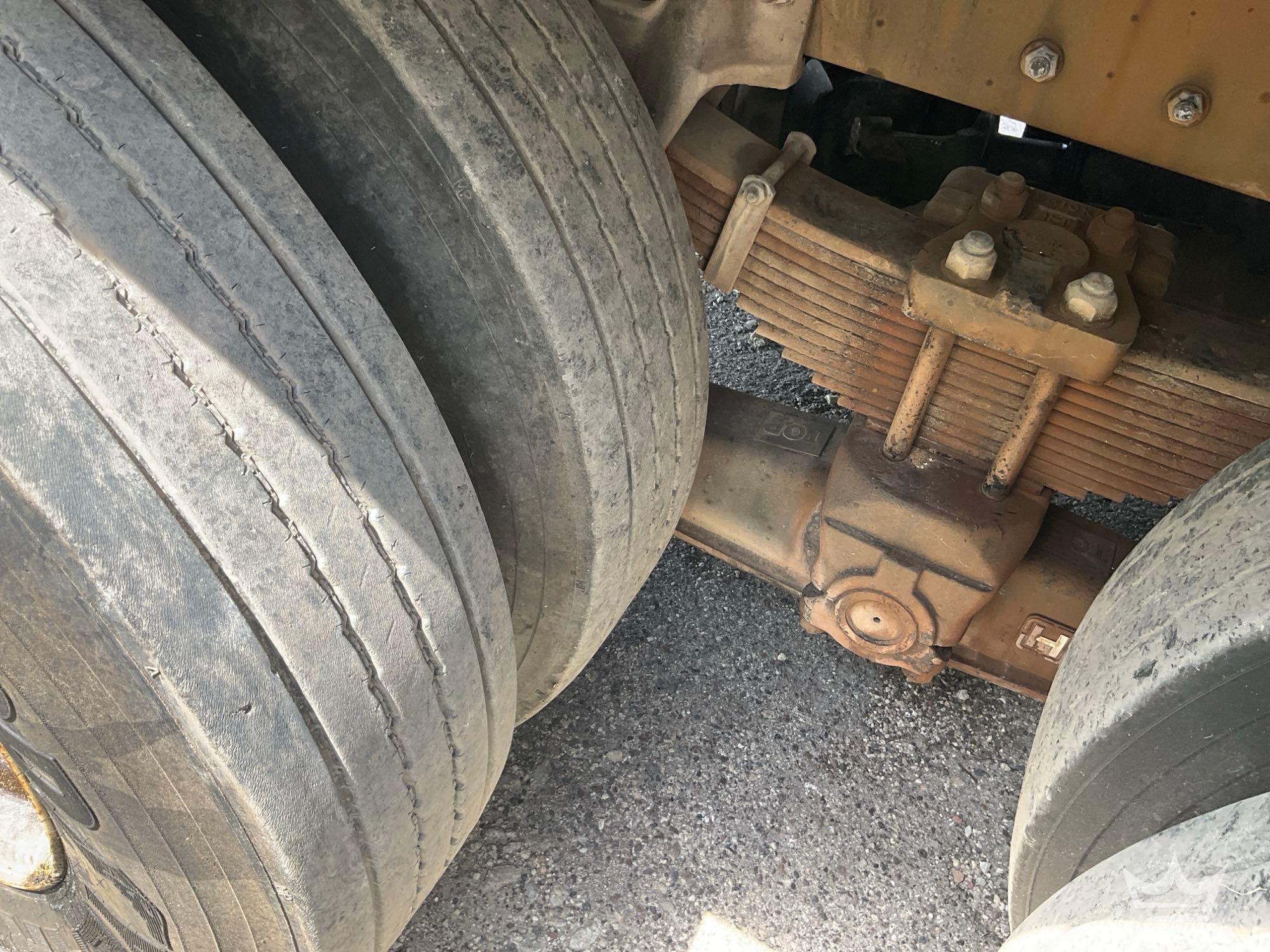 2002 Sterling L7500