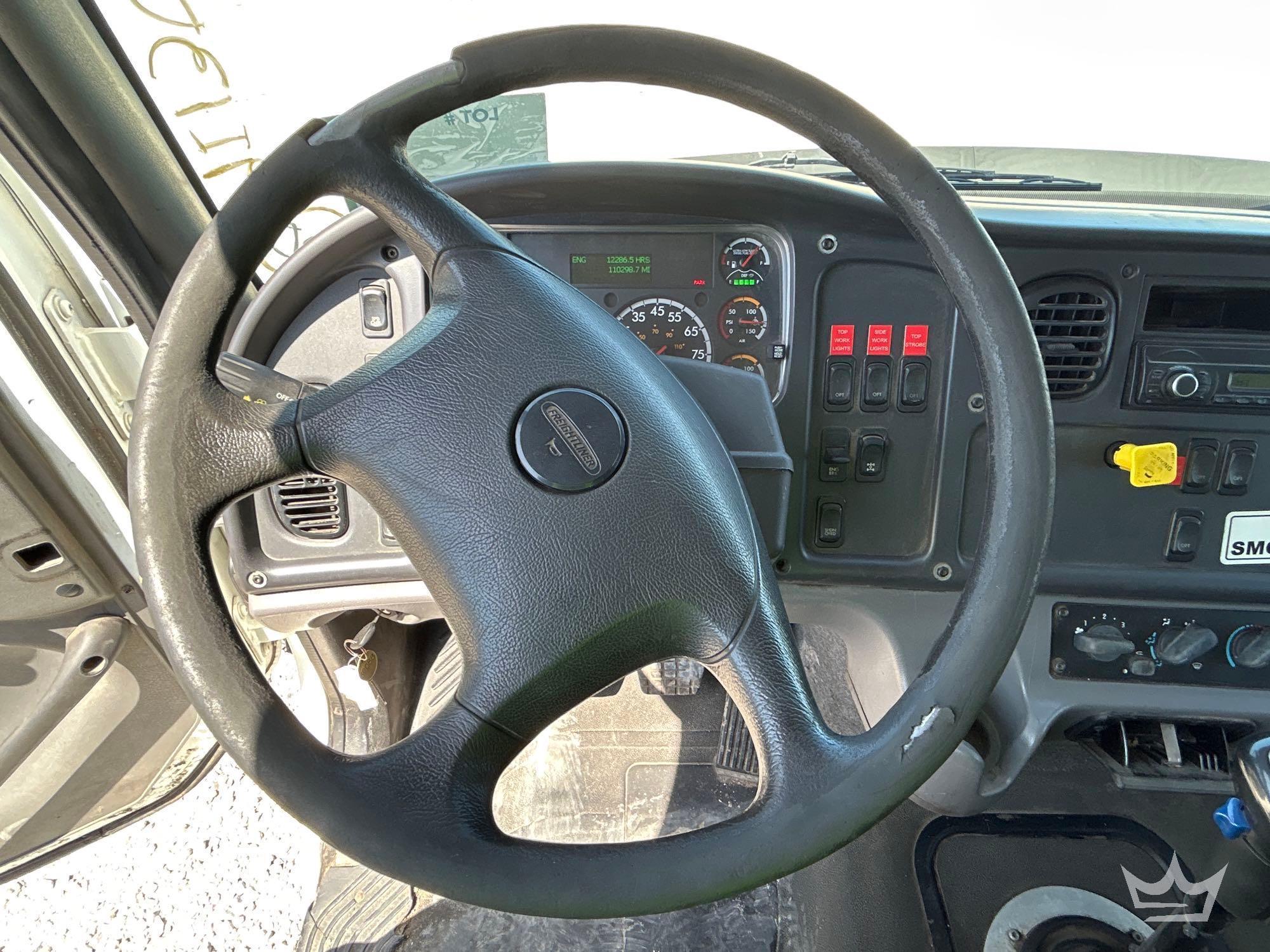 2016 Freightliner 114SD