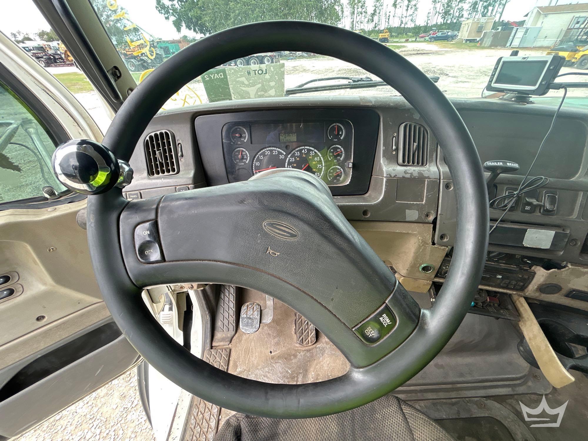 2007 Sterling L9500